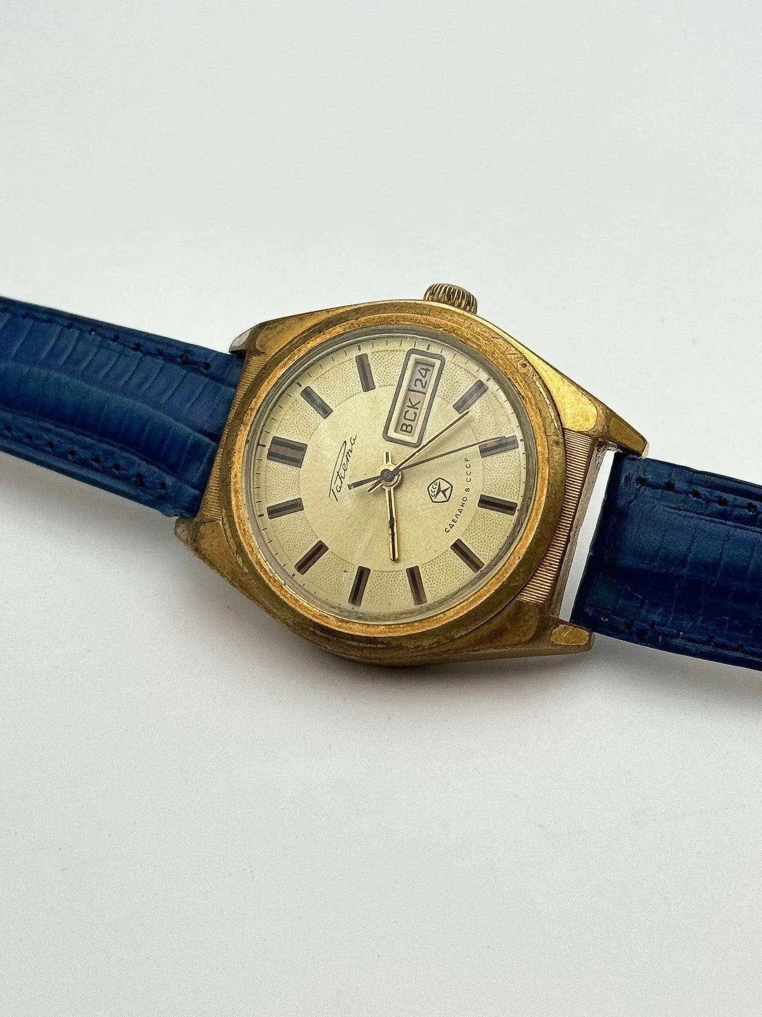 Raketa - Daydate Gold Patina - 1980’s - Atelier Victor Paris - Vintage Watch Shop Dubai