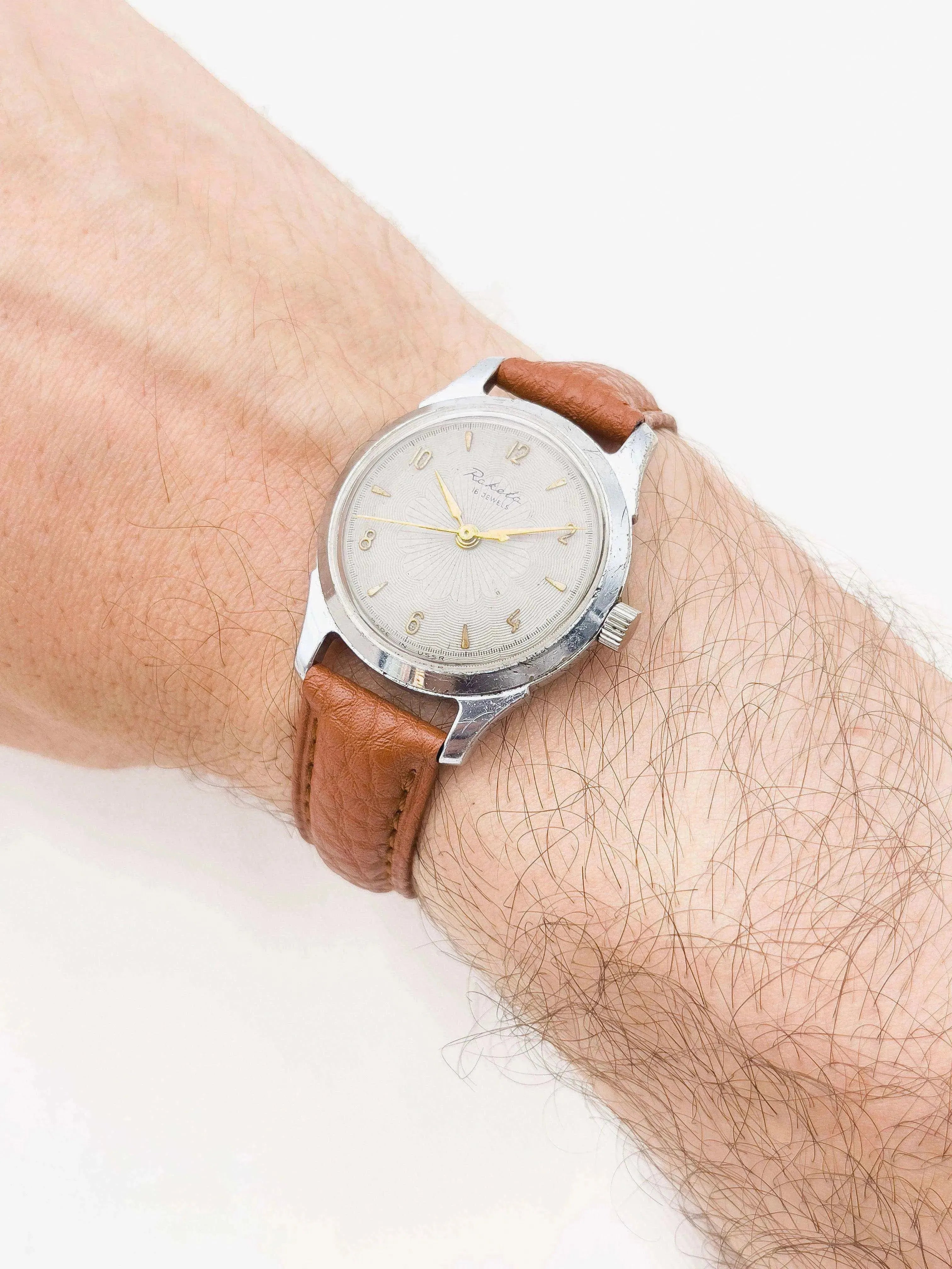 Raketa - Draw dial / Gold Index - 1970s - Atelier Victor Paris - Vintage Watch Shop Dubai