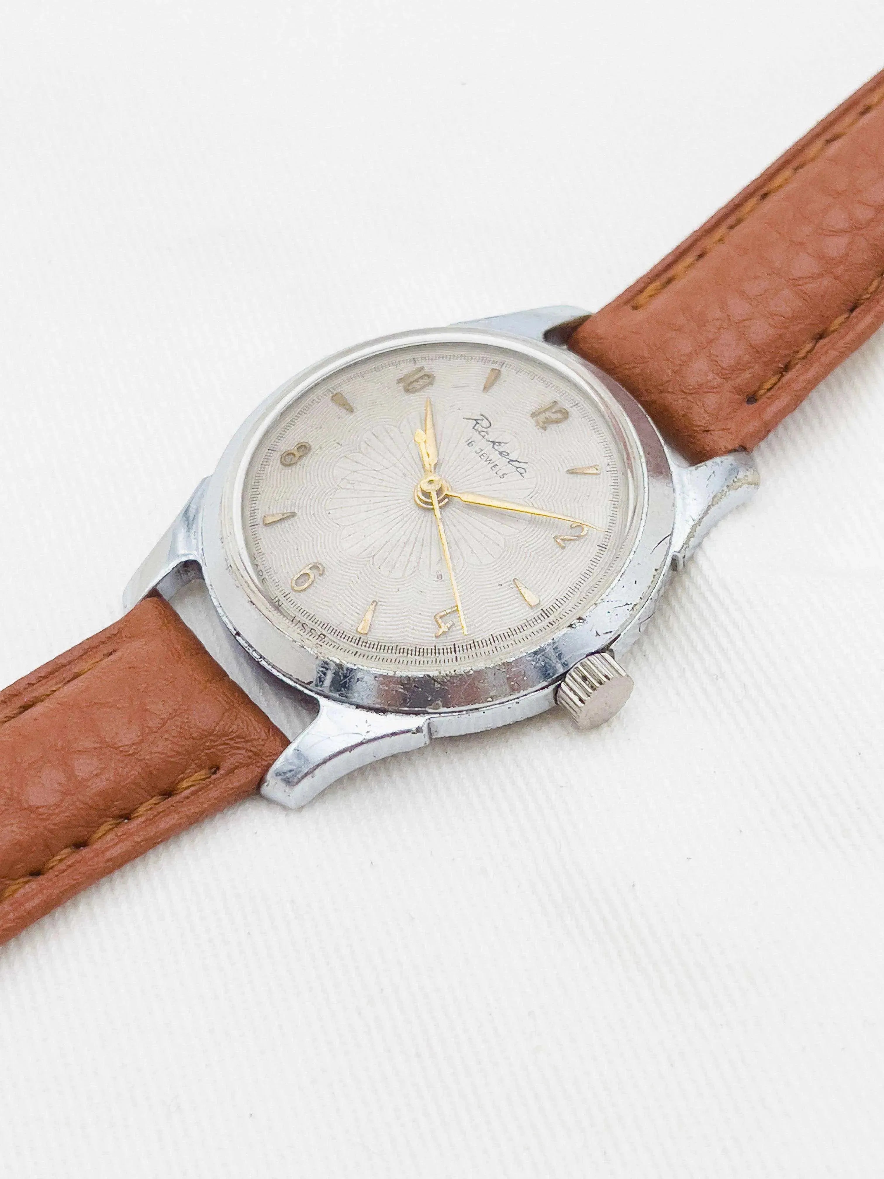 Raketa - Draw dial / Gold Index - 1970s - Atelier Victor Paris - Vintage Watch Shop Dubai