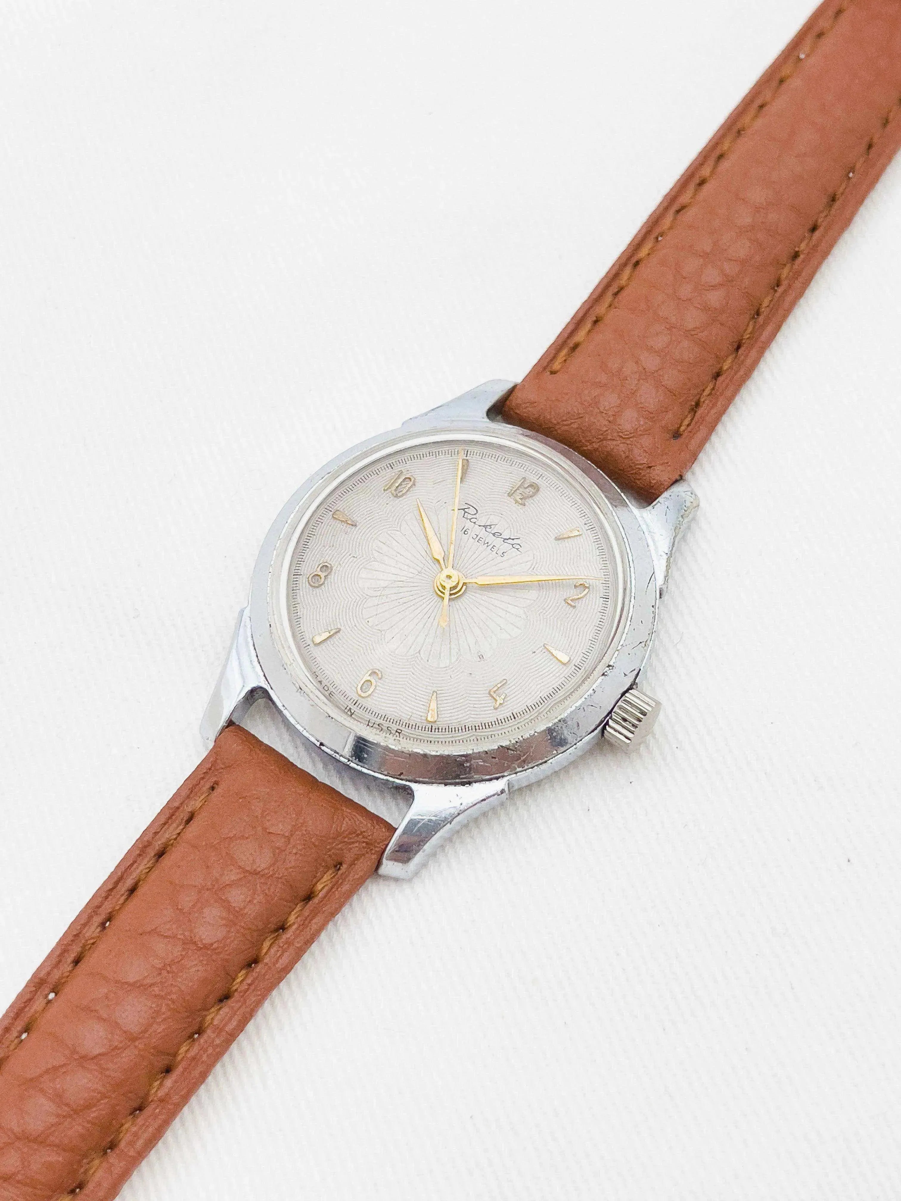 Raketa - Draw dial / Gold Index - 1970s - Atelier Victor Paris - Vintage Watch Shop Dubai