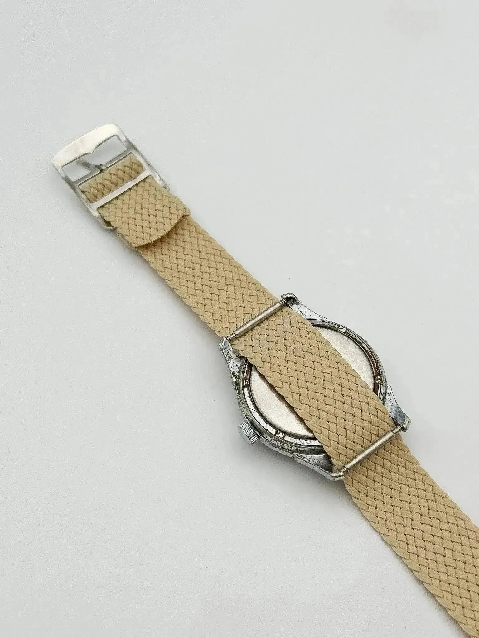Raketa - Draw Gold - 1960s - Atelier Victor Paris - Vintage Watch Shop Dubai