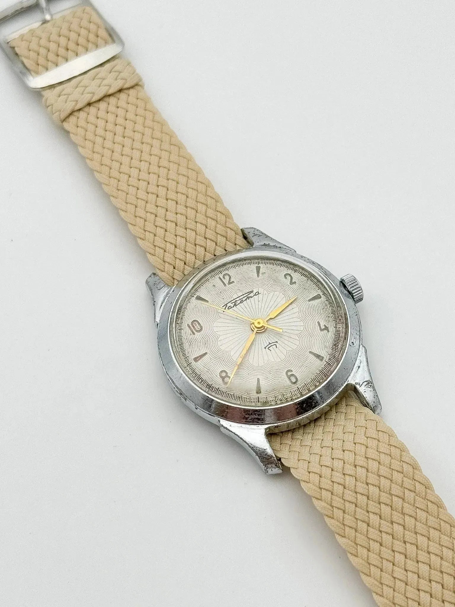 Raketa - Draw Gold - 1960s - Atelier Victor Paris - Vintage Watch Shop Dubai