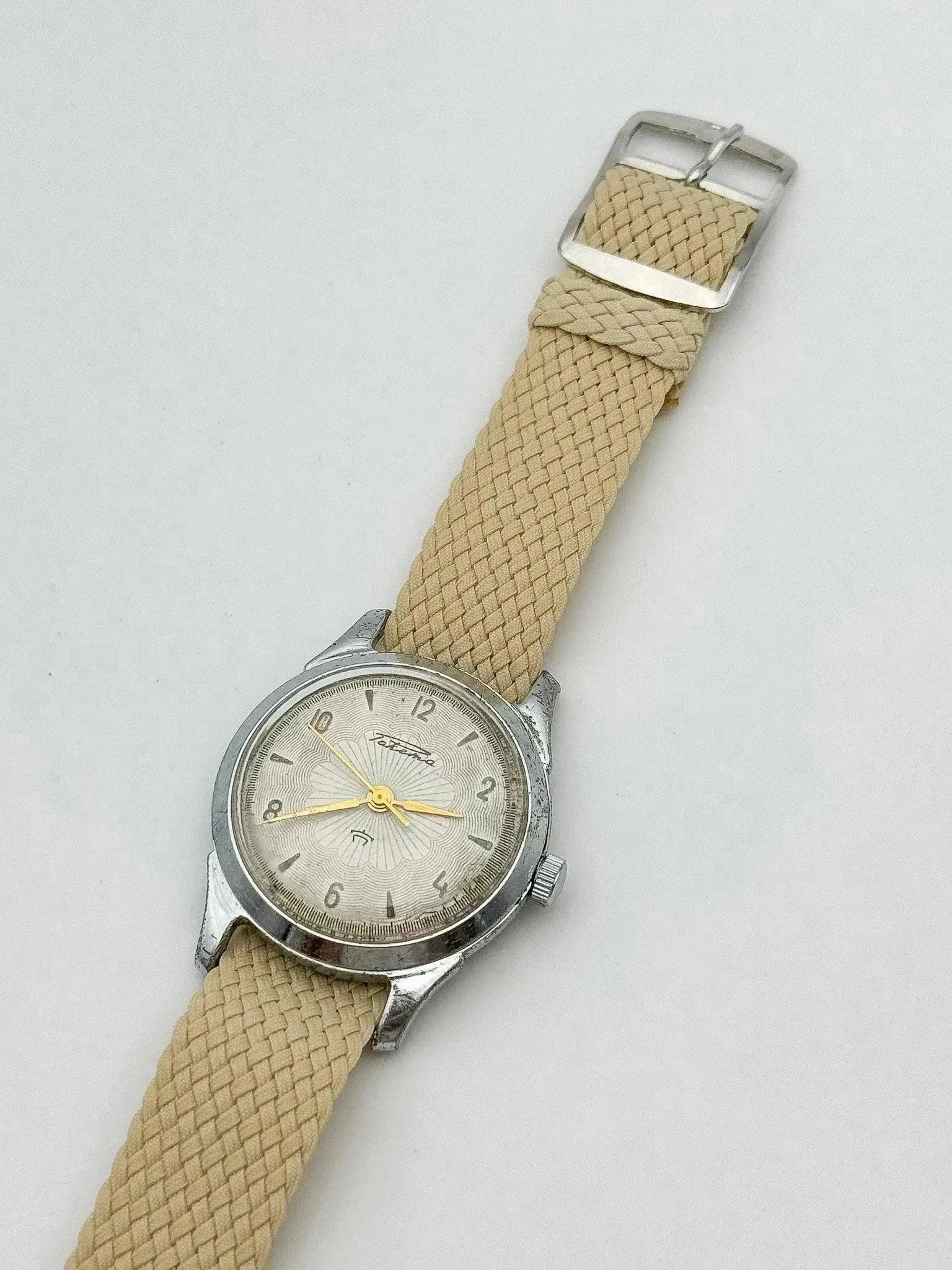 Raketa - Draw Gold - 1960s - Atelier Victor Paris - Vintage Watch Shop Dubai