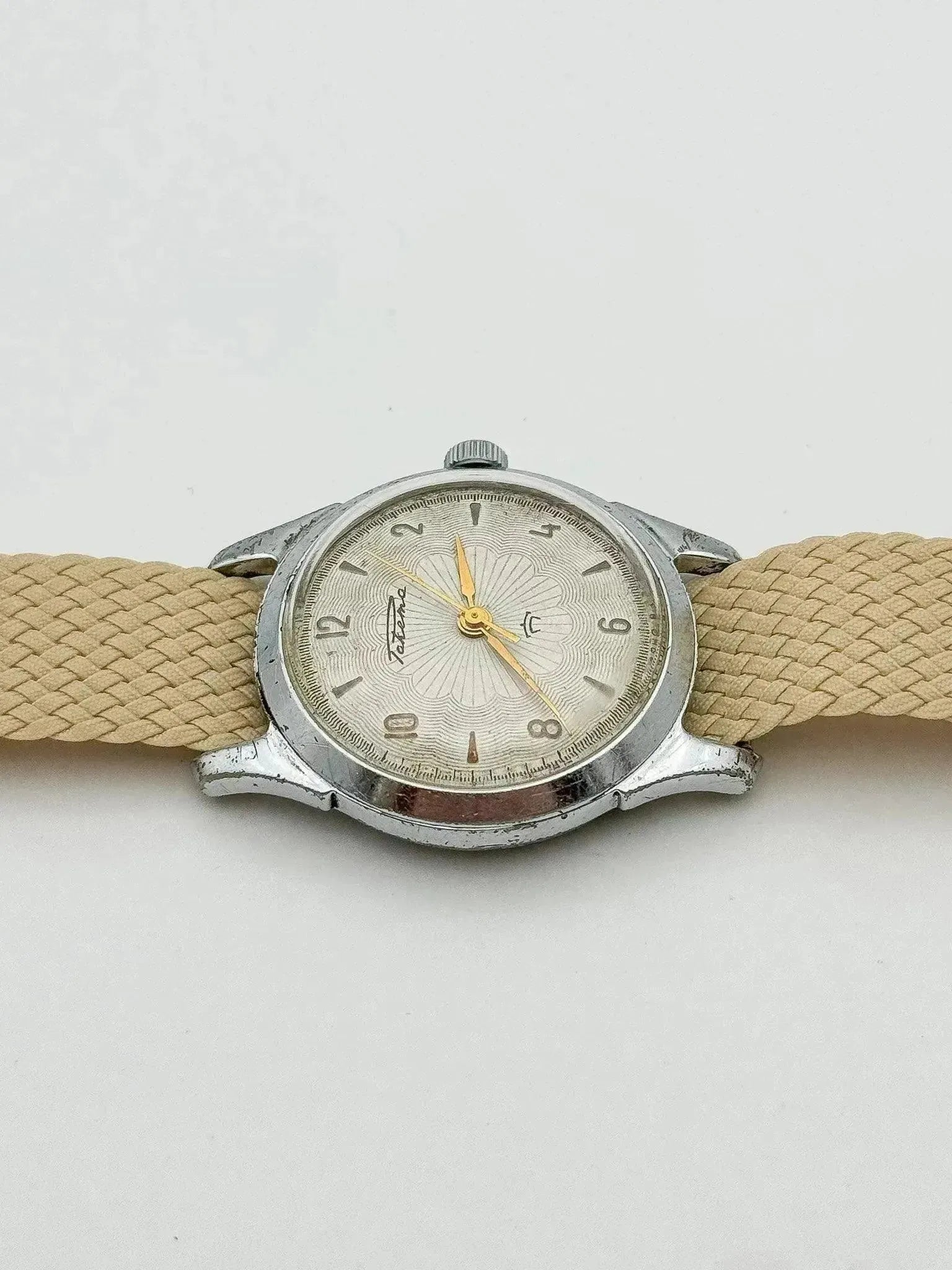 Raketa - Draw Gold - 1960s - Atelier Victor - Vintage  Shop