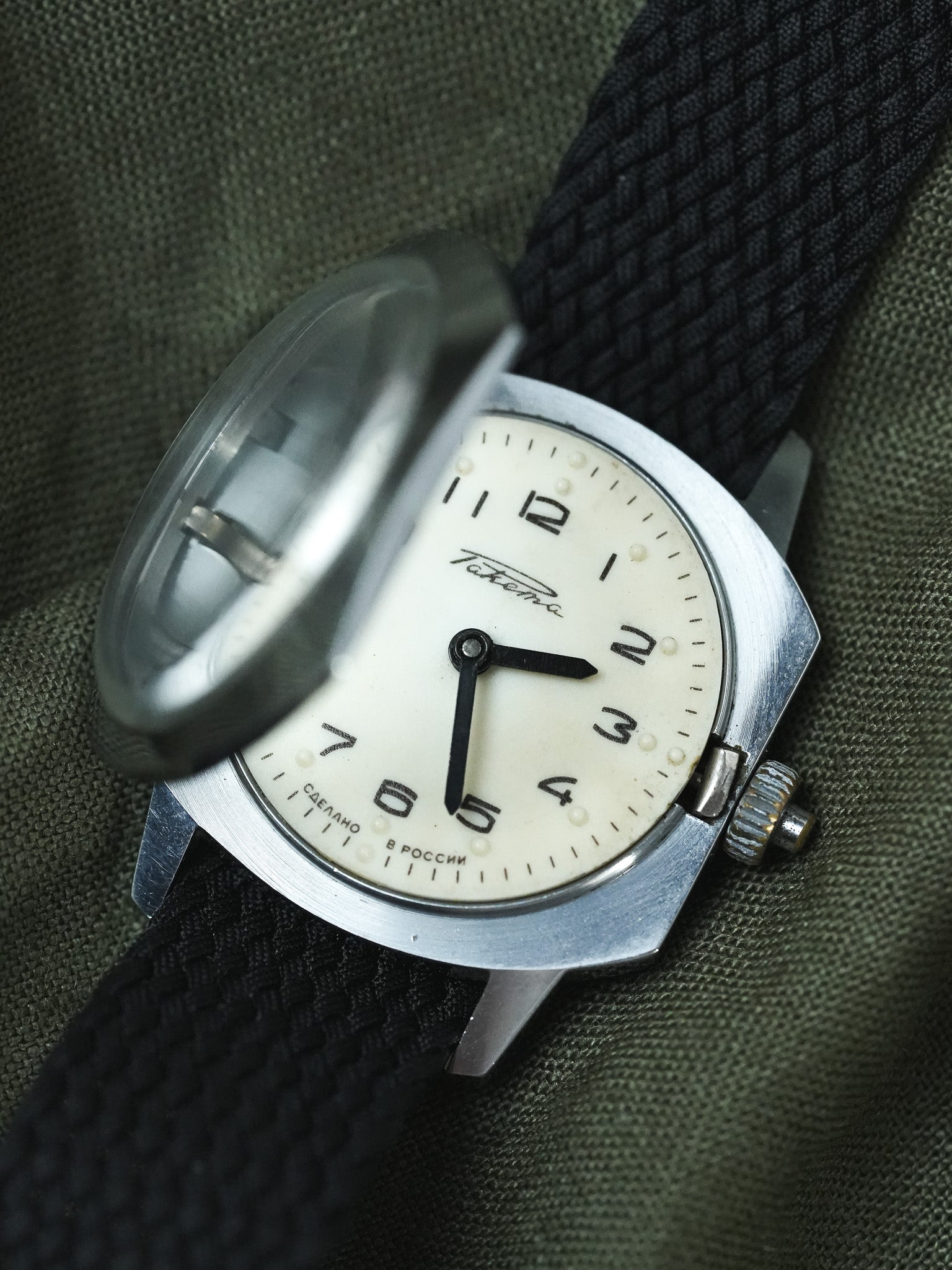 Raketa - Montre aveugle cadran braille crème - 1960s - Atelier Victor - Vintage Watch Shop