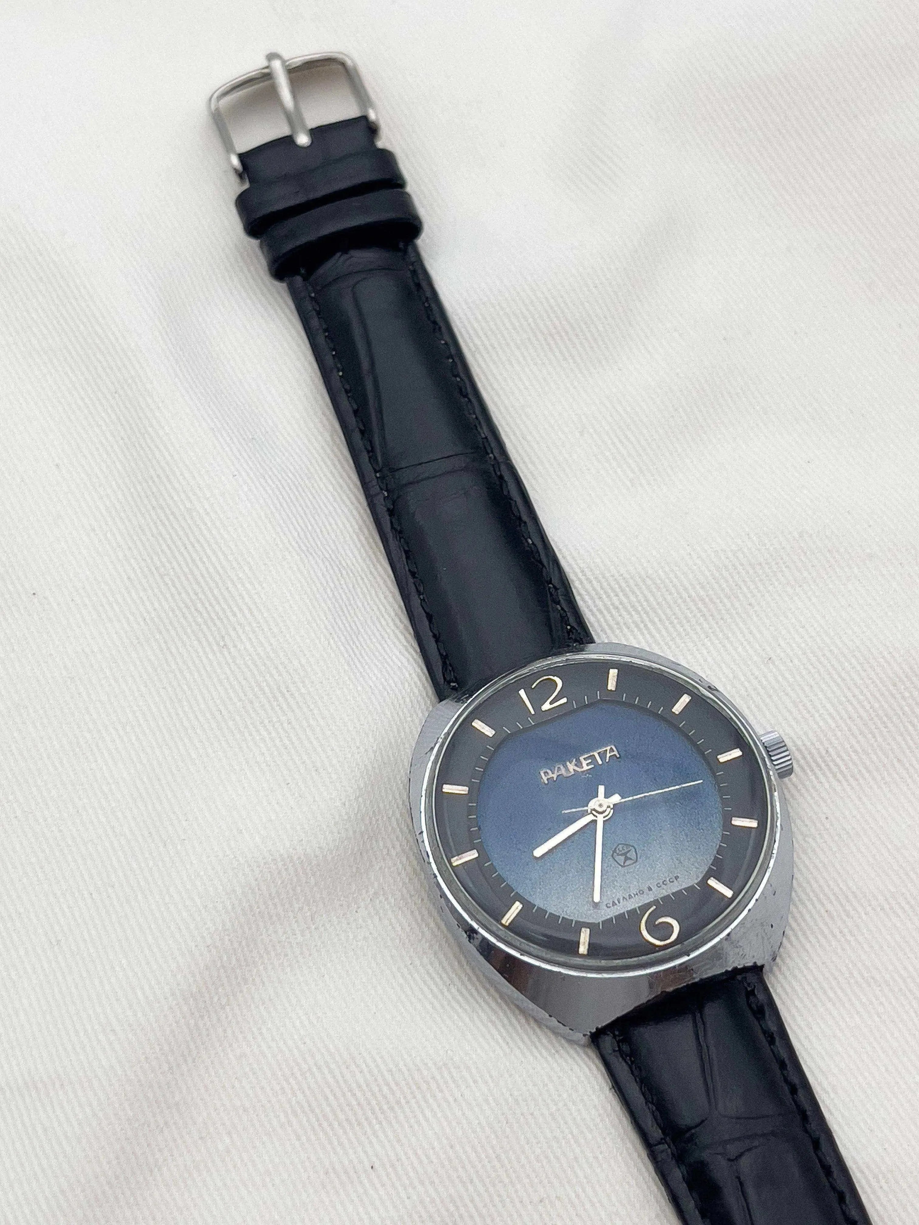 Raketa - Night Sky - 1970s - Atelier Victor Paris - Vintage Watch Shop Dubai