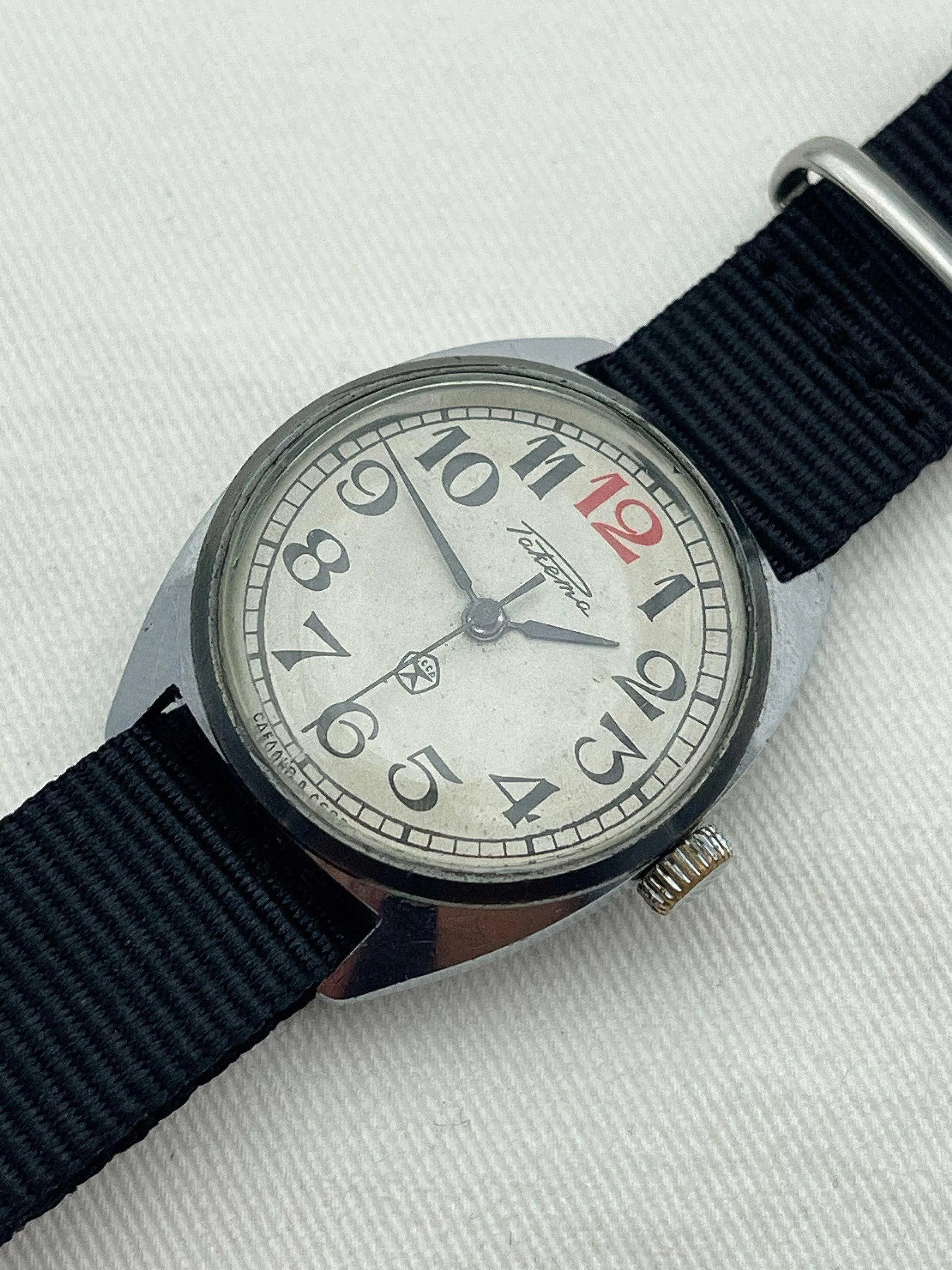 Raketa - Red Twelve - 1960s - Atelier Victor Paris - Vintage Watch Shop Dubai
