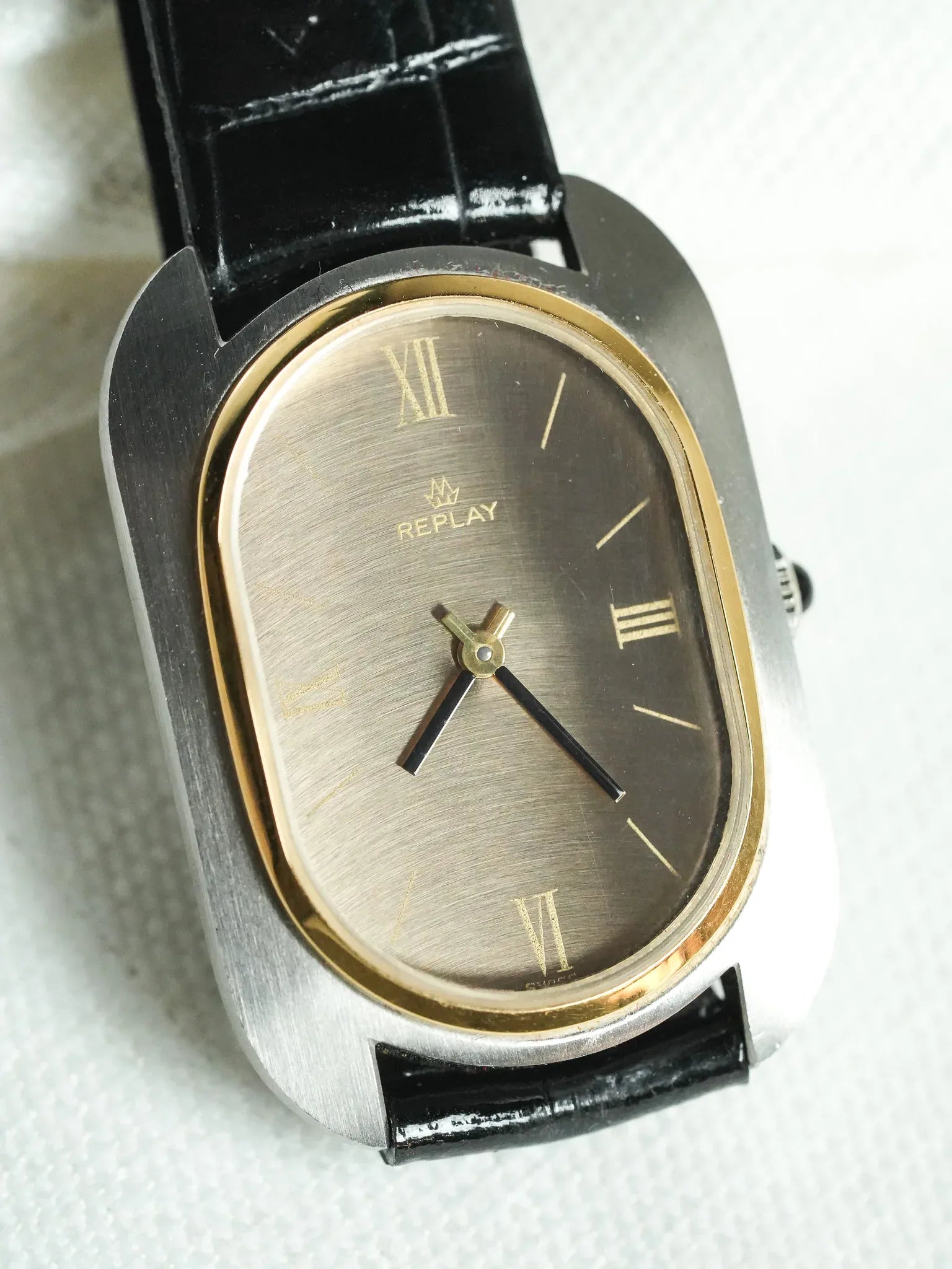 Replay - Ovale Acier Brossé Lunette or Acier Brossé - NOS - 1980s - Atelier Victor