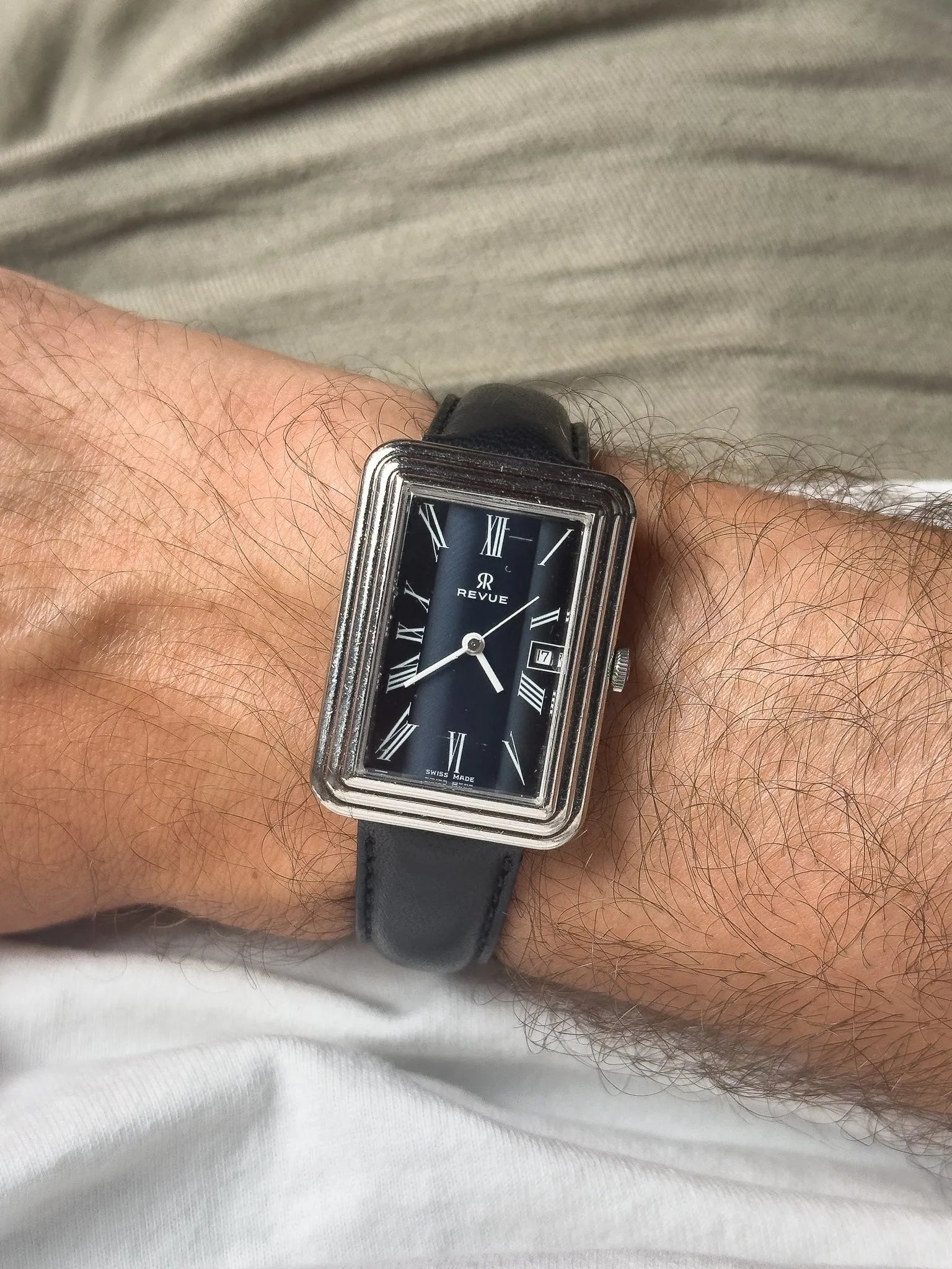 Revue - Tank Stepcase Bleu Tapisserie - 1990s - Atelier Victor