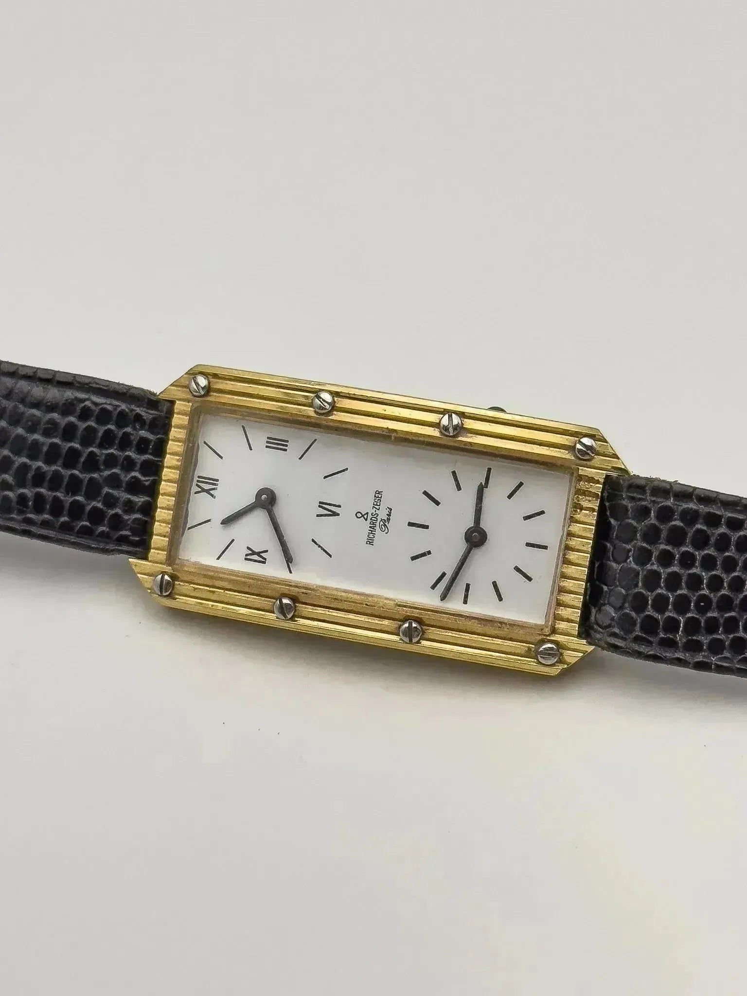 Richards-Zeger - GMT 2 movements plaqué or cadran blanc - 1970s - Atelier Victor