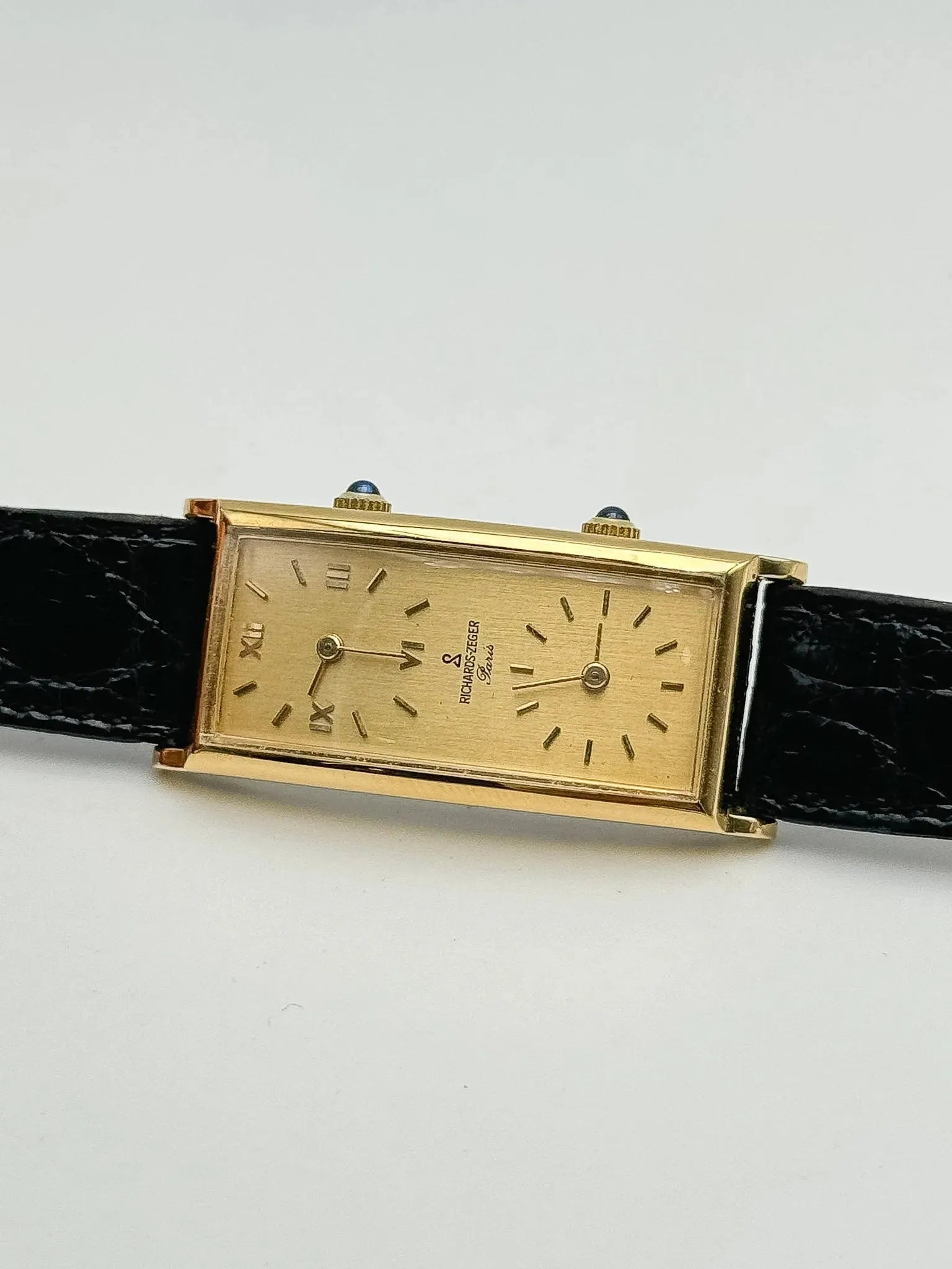 Richards-Zeger - GMT Deux mouvements plaqué or - 1980s - Atelier Victor Paris - Vintage Watch Shop Dubai