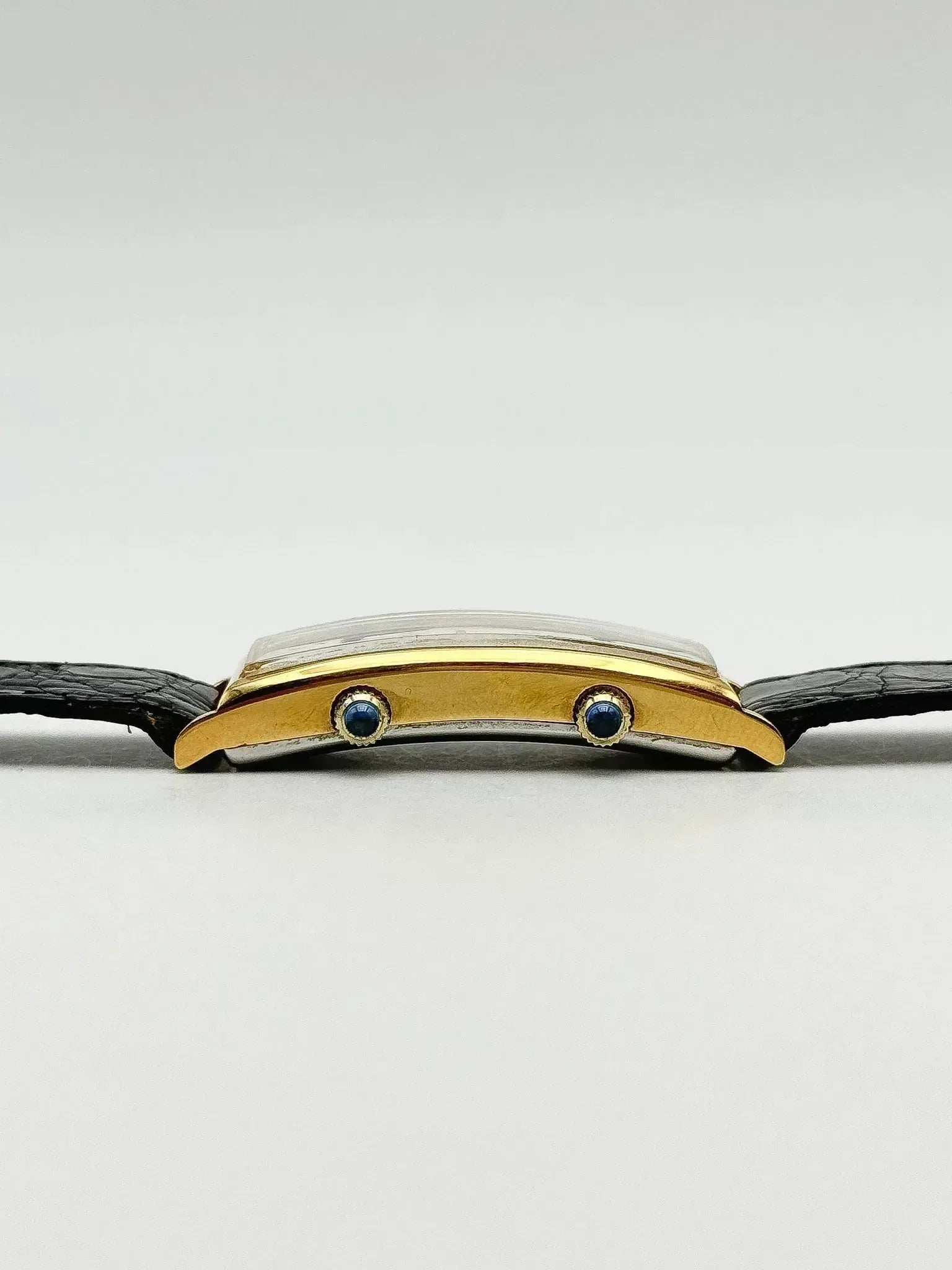 Richards-Zeger - GMT Plaqué or fond blanc double mouvements - 1980s - Atelier Victor