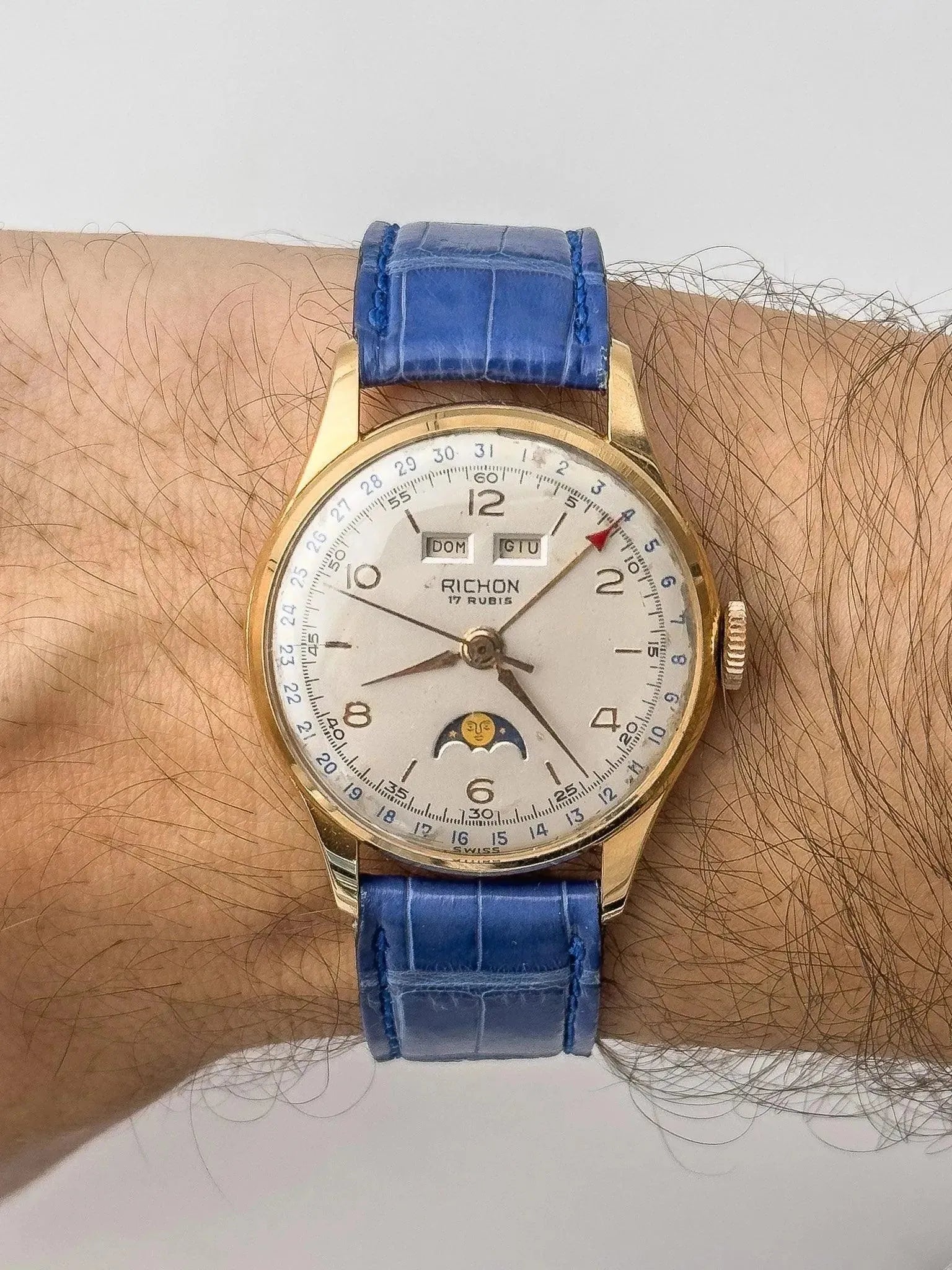 Richon - 18k Rose Gold Triple Calendar Moonphase Venus - 1940s - Atelier Victor Paris - Vintage Watch Shop Dubai