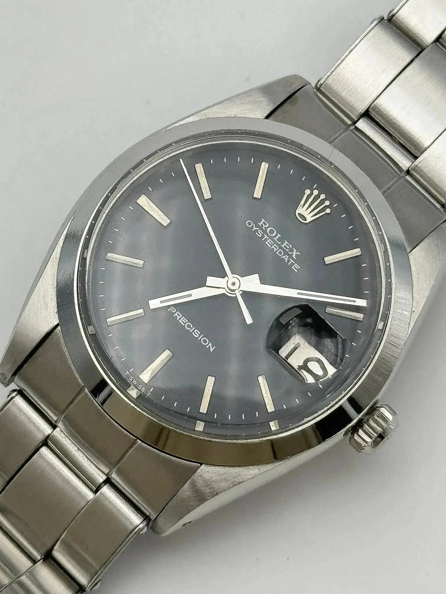 Rolex - Osyterdate 6694 Precision Cadran noir - 1966 - Atelier Victor Paris - Vintage Watch Shop Dubai