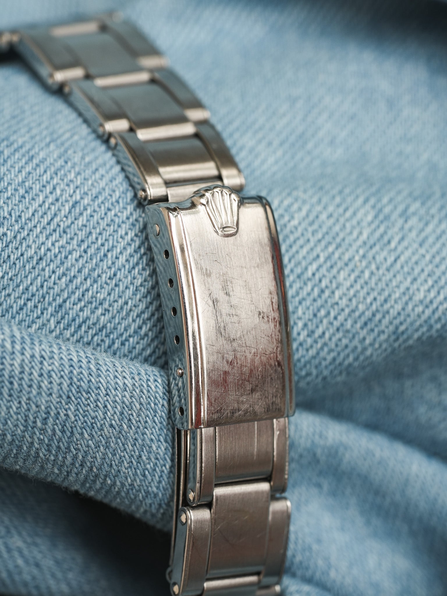Rolex - Osyterdate 6694 Precision Cadran noir - 1966 - Atelier Victor - Vintage  Shop