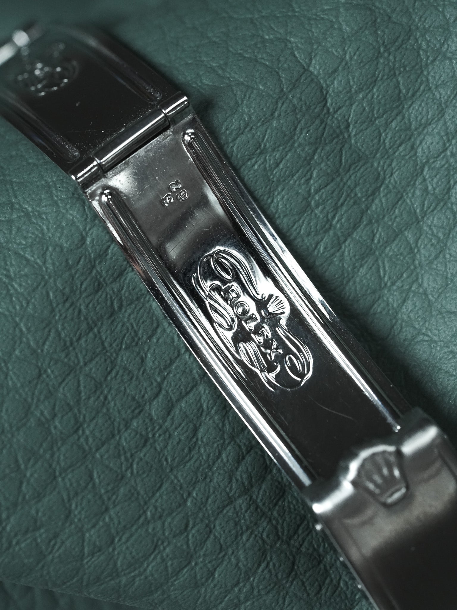 Rolex - Oysterdate 6694 Precision Циферблат Шампань Стрелки Золото - 1977 