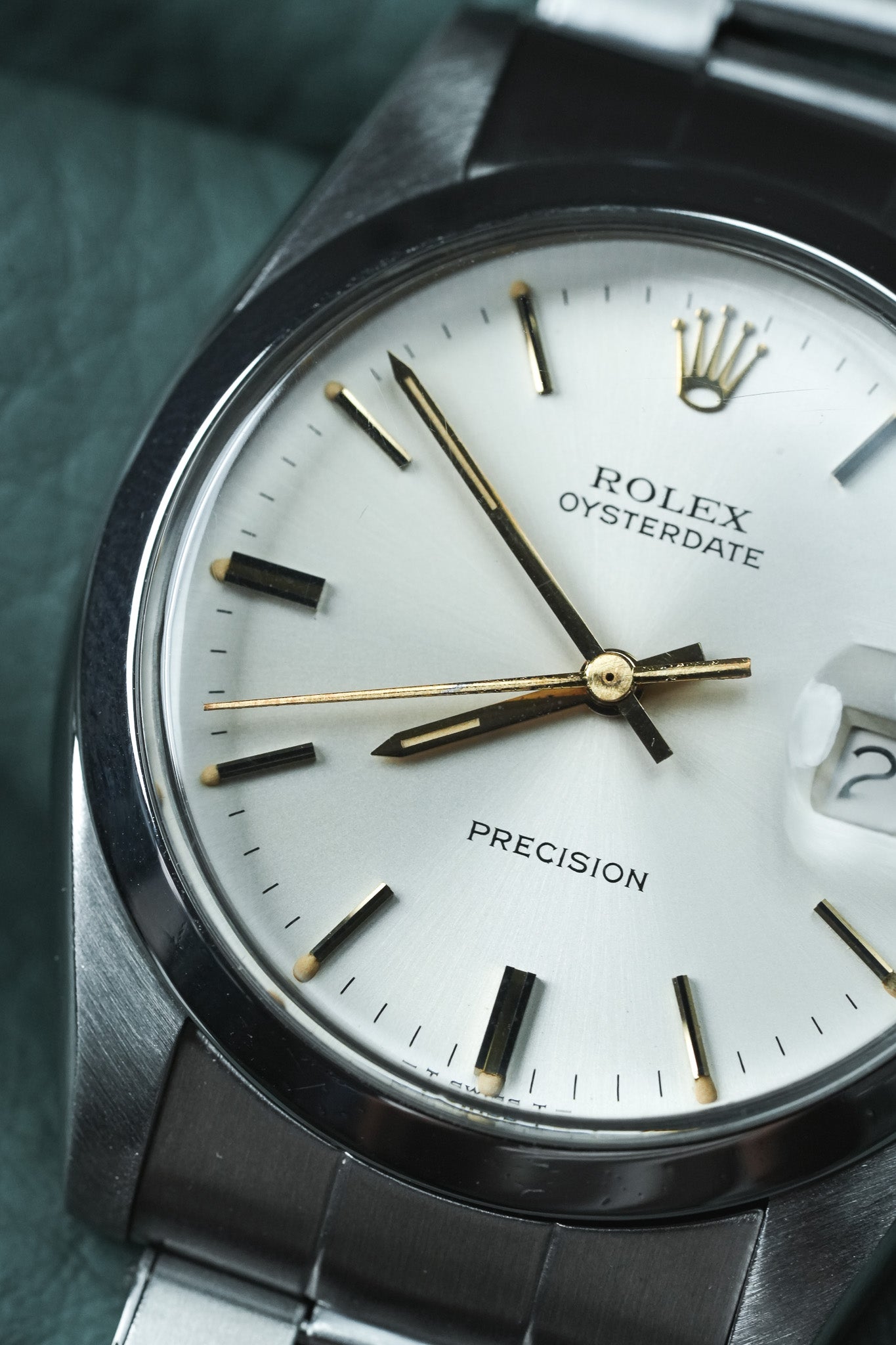 Rolex - Oysterdate 6694 Precision Циферблат Шампань Стрелки Золото - 1977 