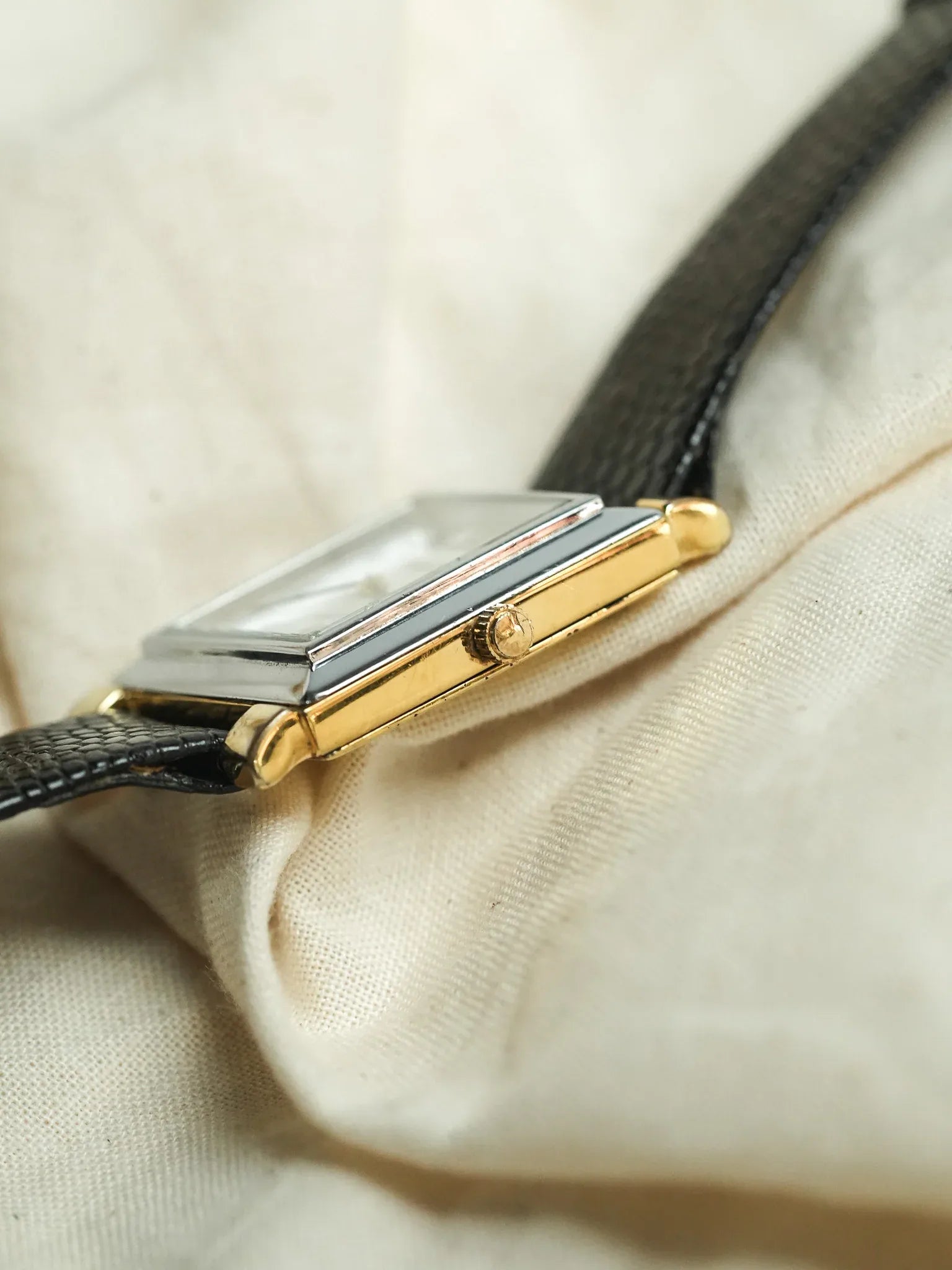 Rulcy - Style Tank Obus Acier Or Chiffre Romain - 1990s - Atelier Victor