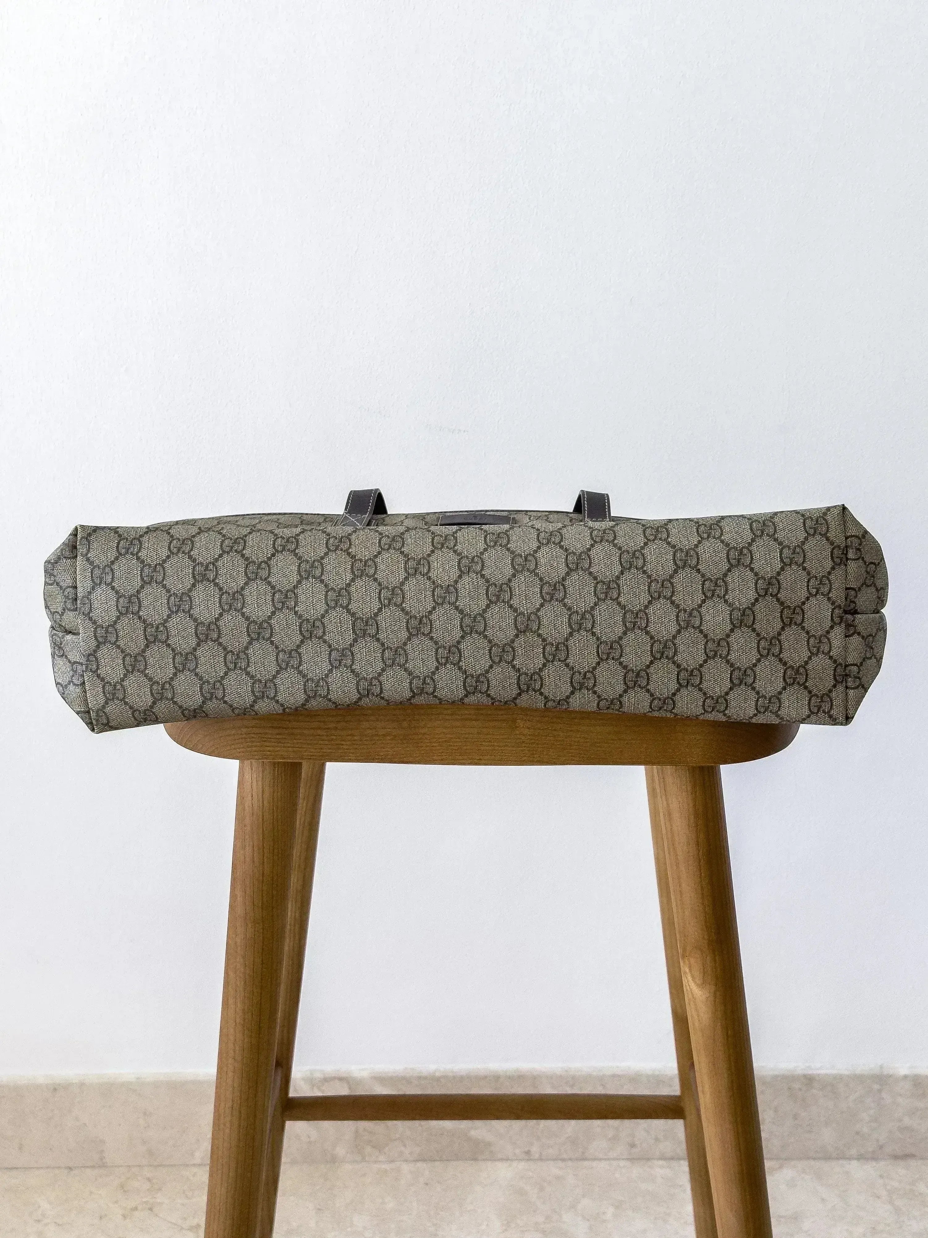Vintage GG Supreme Beige Canvas & Leather Tote Bag | Atelier Victor