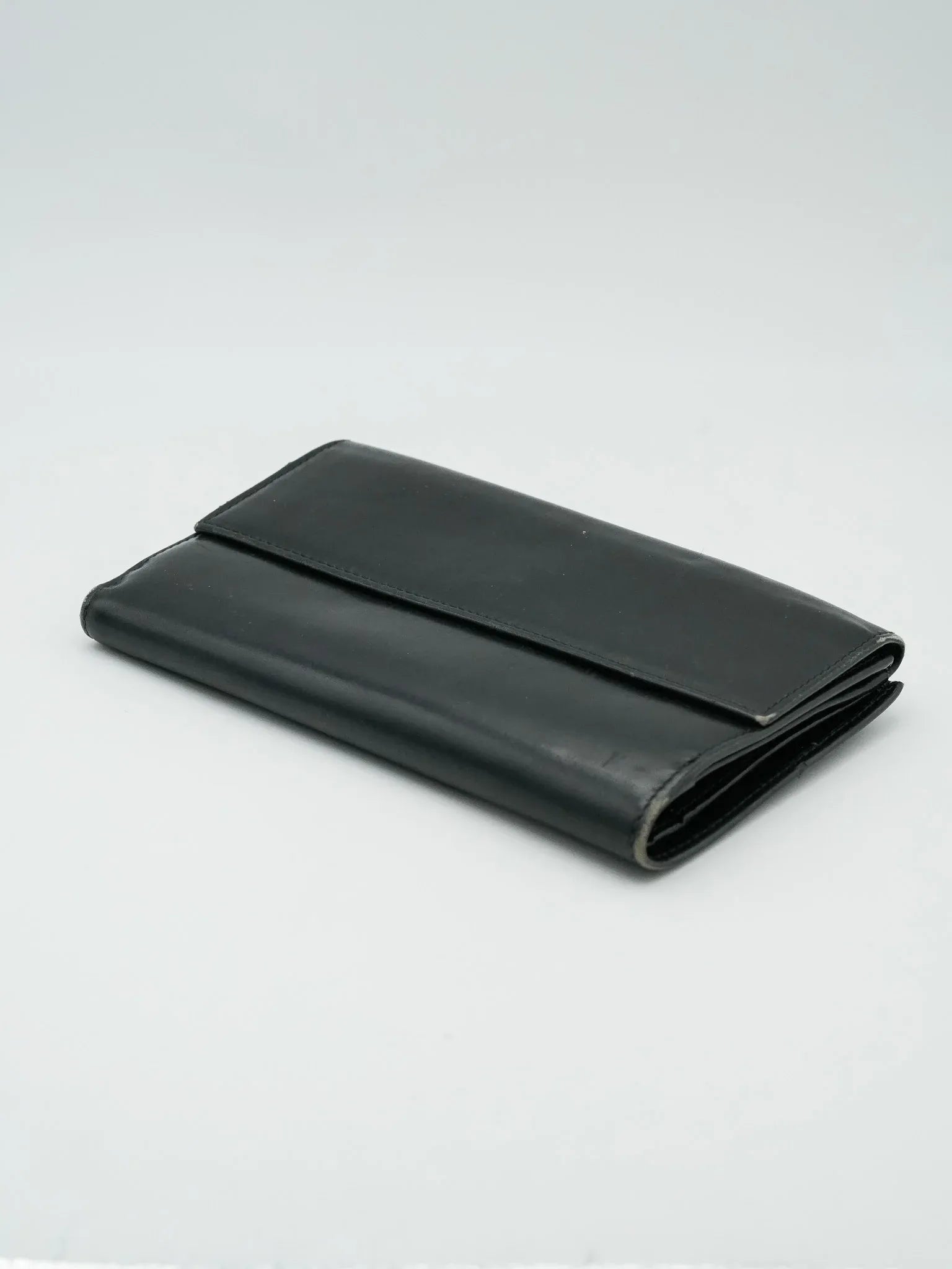 Salvatore Ferragamo - Portefeuille cuir noir - Atelier Victor - Vintage  Shop
