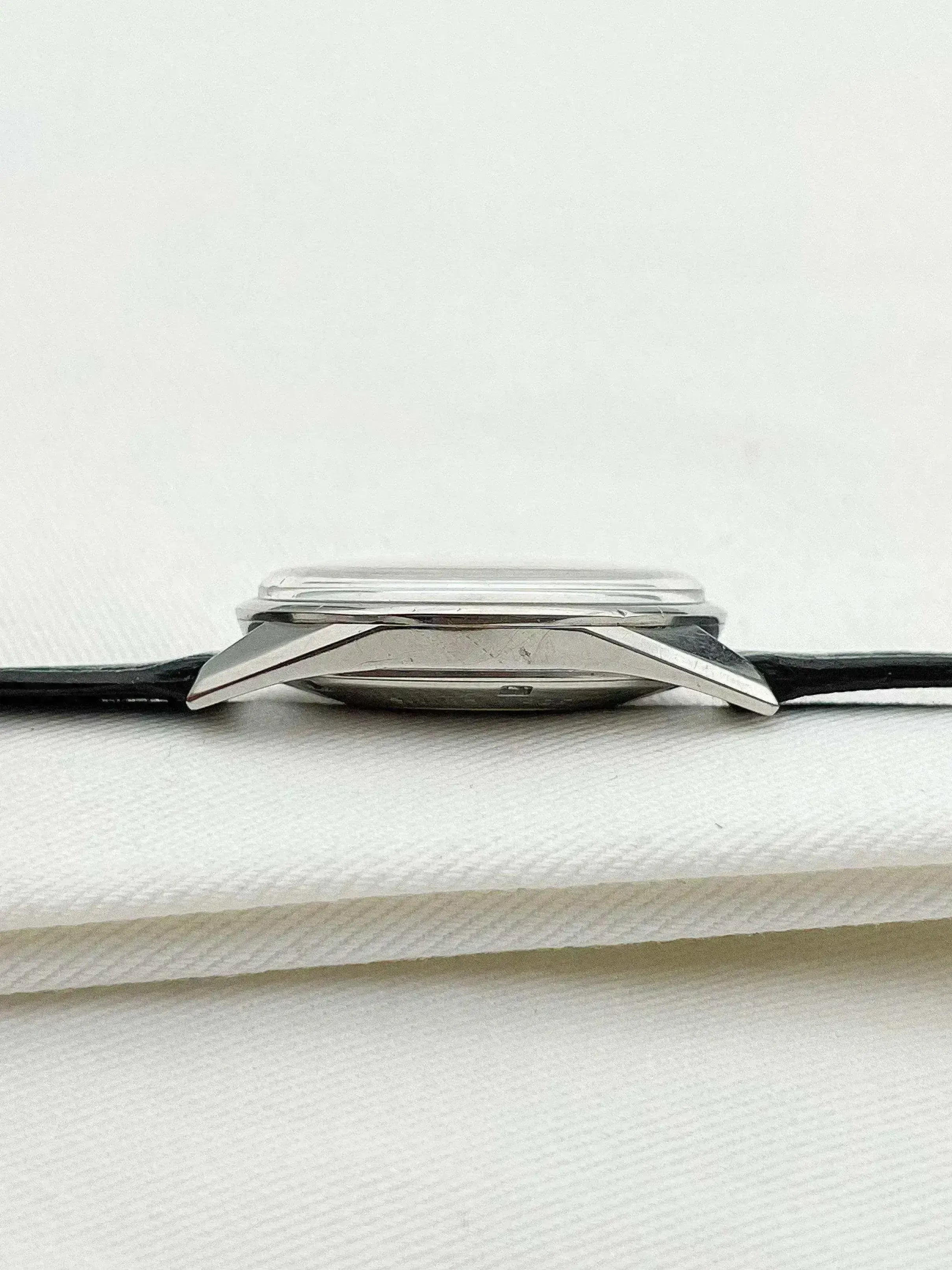 Savillon - 25 Rubis Sand Dial - 1980s - Atelier Victor