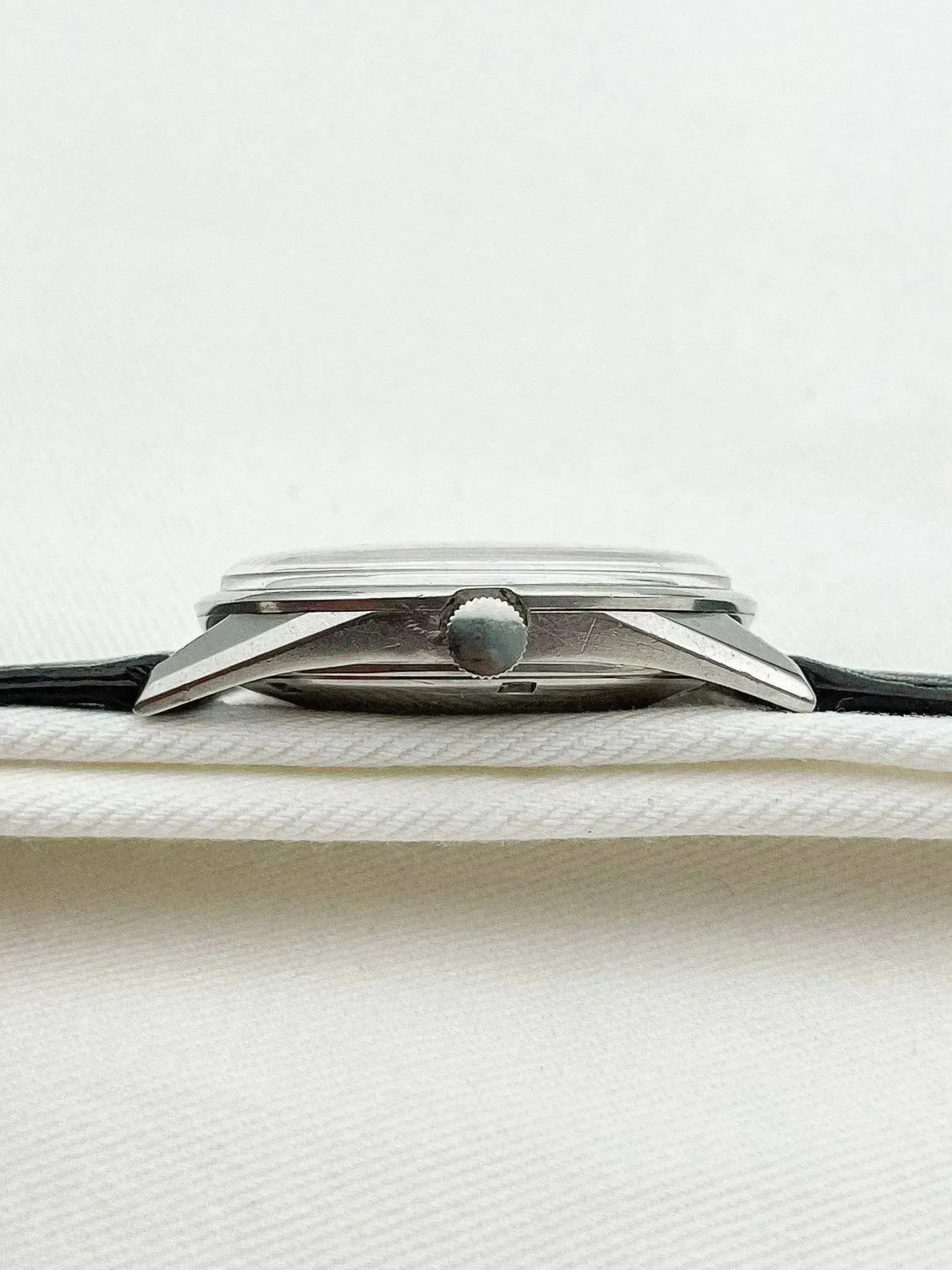 Savillon - 25 Rubis Sand Dial - 1980s - Atelier Victor