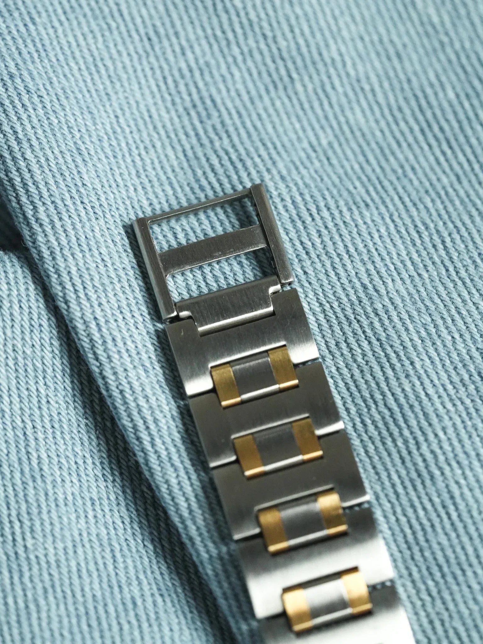 Sector - Acier Or Date 6h - 1990s - Atelier Victor