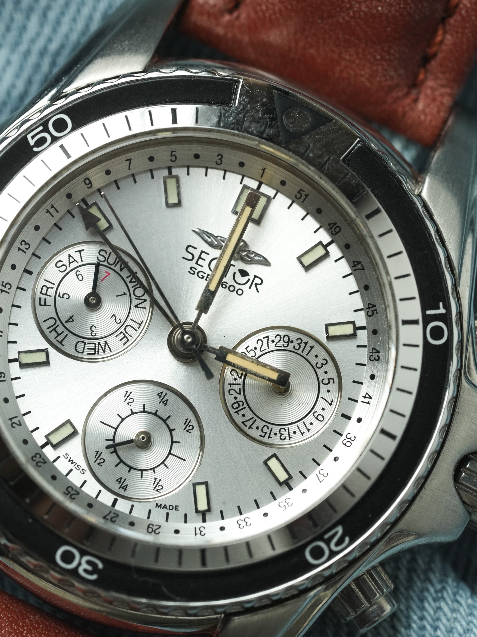 Sector - Chronographe Acier Calendar GMT - NOS - 1980s - Atelier Victor - Vintage  Shop