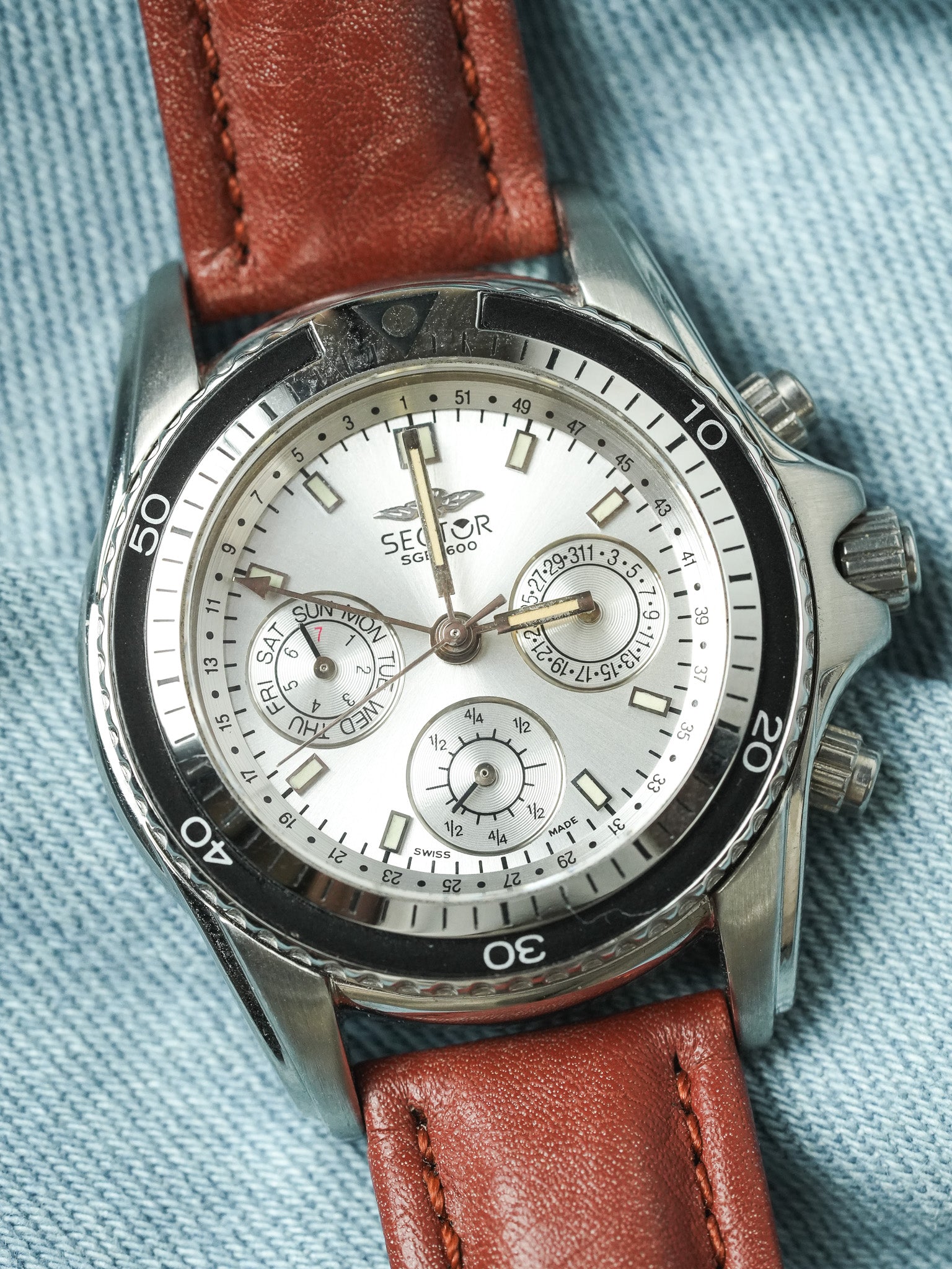 Sector - Chronographe Acier Calendar GMT - NOS - 1980s - Atelier Victor - Vintage  Shop
