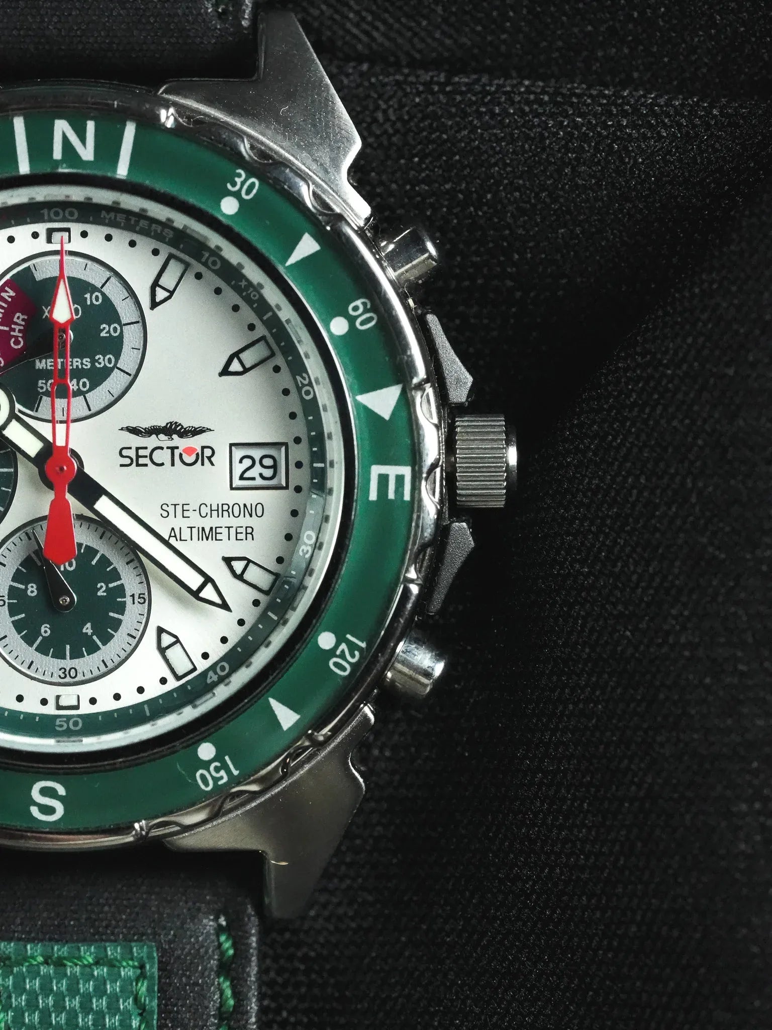 Sector - Chronographe Vert Acier Cornes Scarab - Neuve de stock - 1990s - Atelier Victor