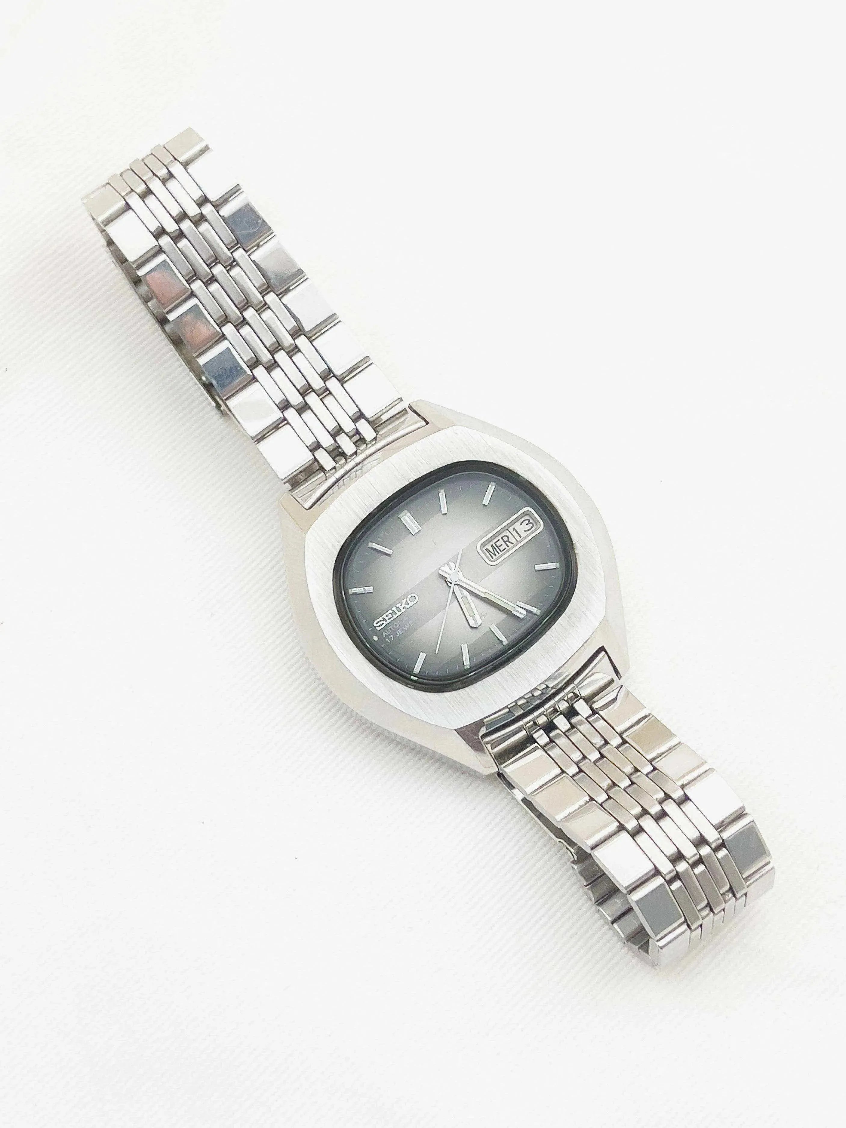Seiko - 3 Tones Dial - 1978 - Atelier Victor Paris - Vintage Watch Shop Dubai