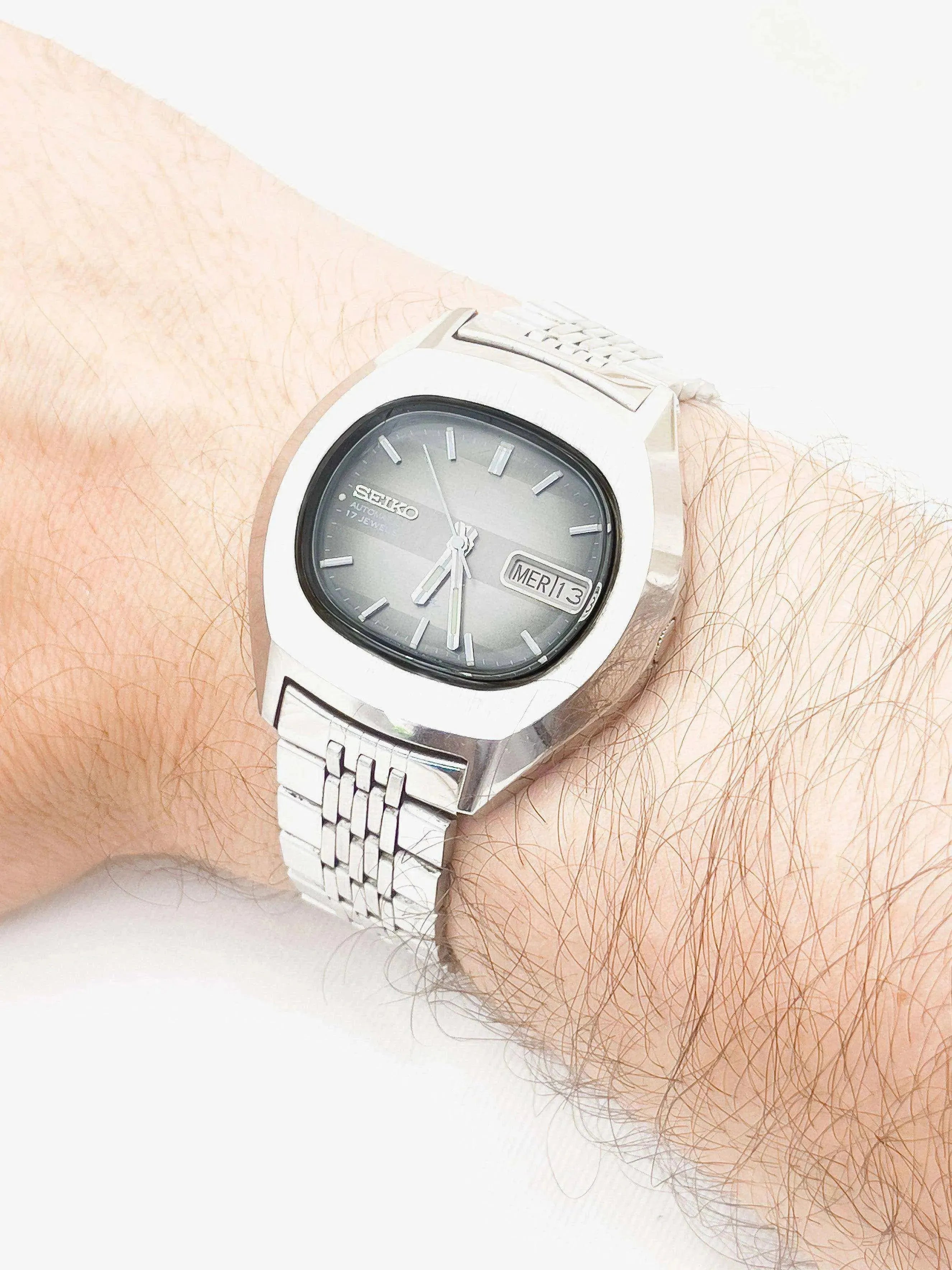 Seiko - 3 Tones Dial - 1978 - Atelier Victor Paris - Vintage Watch Shop Dubai