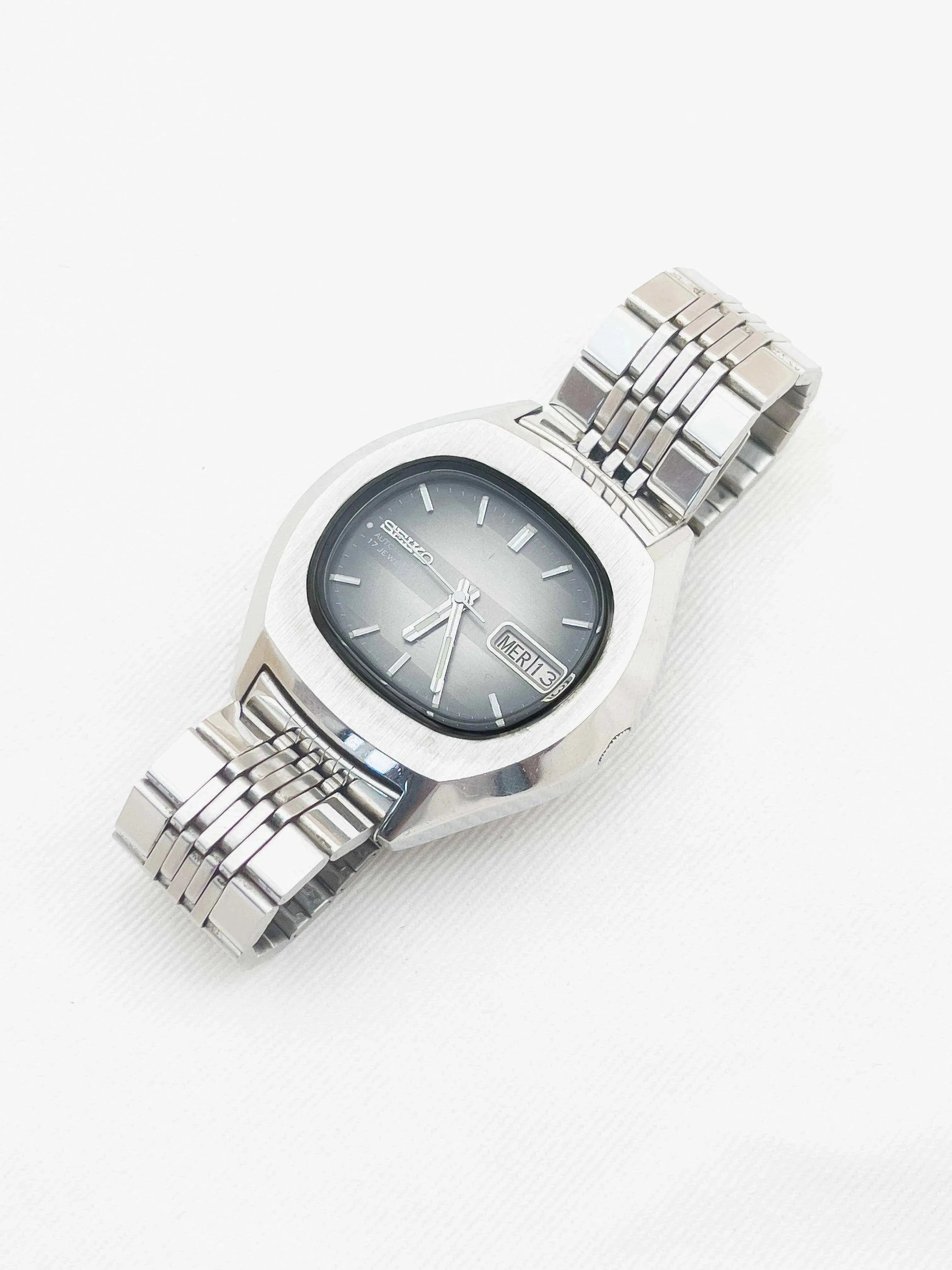 Seiko - 3 Tones Dial - 1978 - Atelier Victor Paris - Vintage Watch Shop Dubai