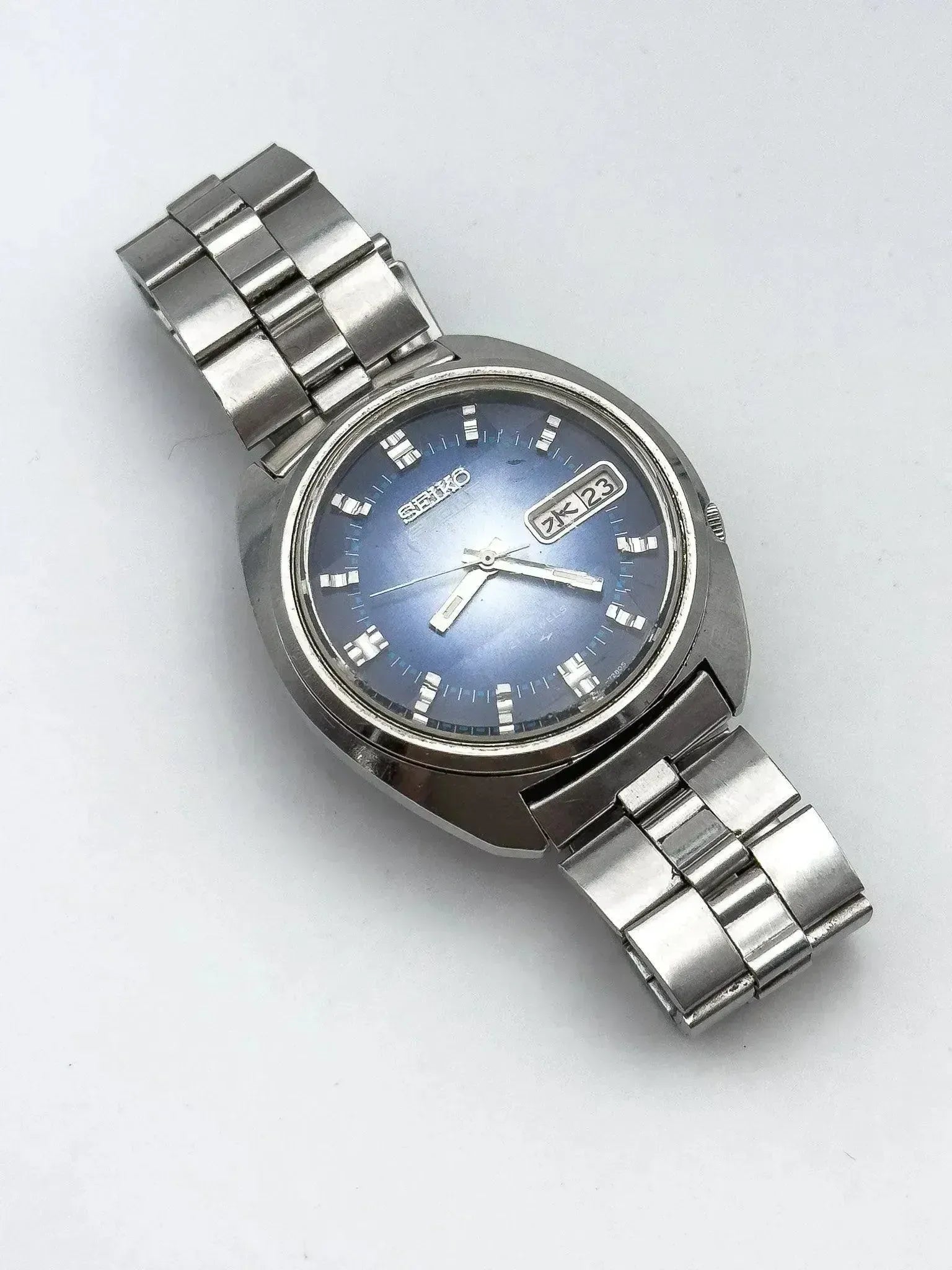 Seiko 5 News - Blue Facet Kanji - 1972