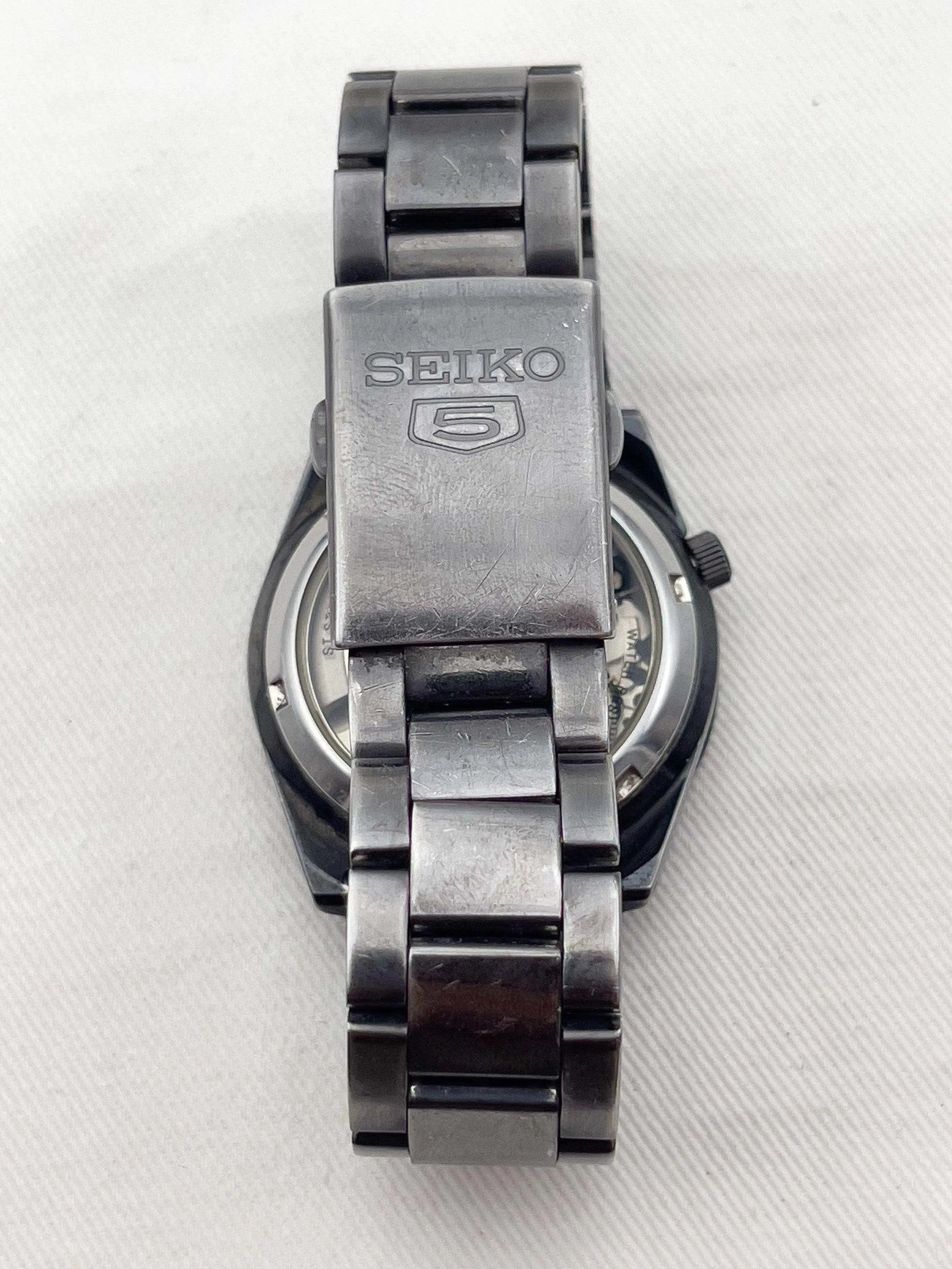 Seiko 5 - Black PVD - 00’s - Atelier Victor Paris - Vintage Watch Shop Dubai