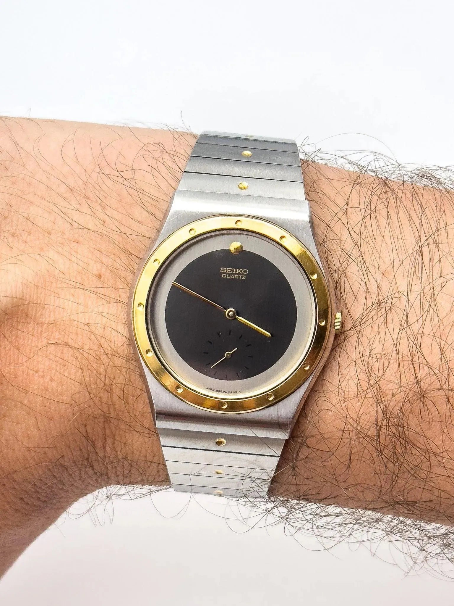 Seiko - Acier Gold Point - 1982 - Atelier Victor Paris - Vintage Watch Shop Dubai