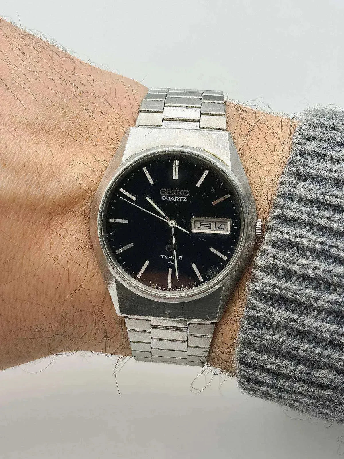 Seiko - Acier Noir Daydate Kanji - 1989 - Atelier Victor - Vintage  Shop