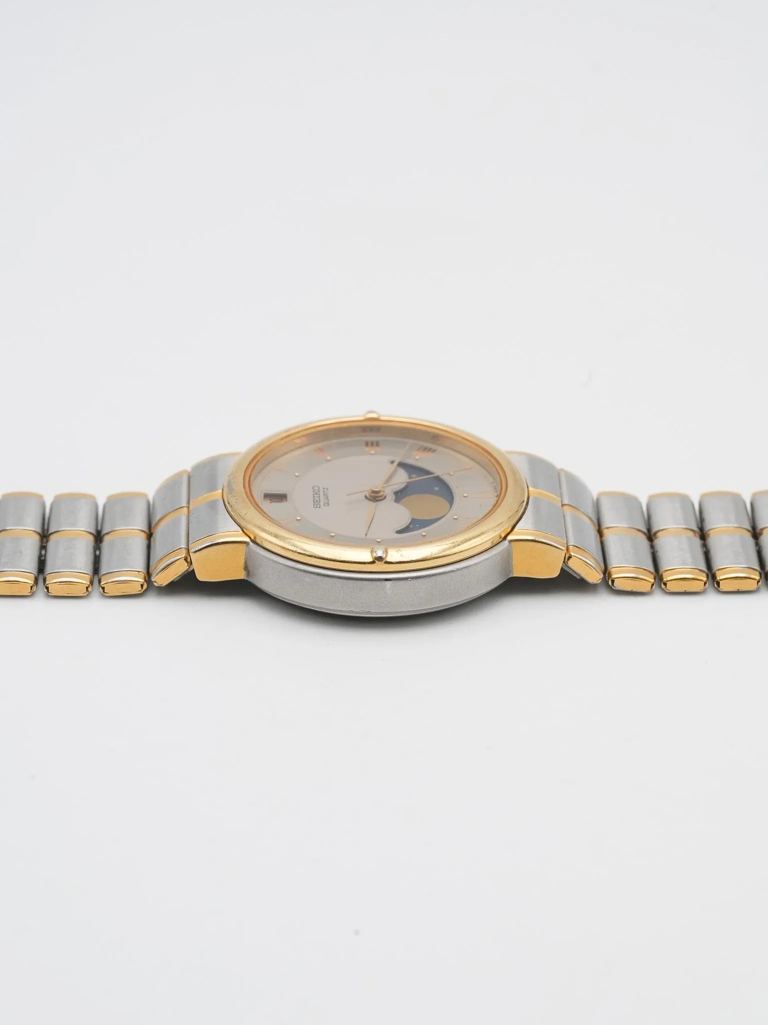 Seiko - Acier Or Phase de lune Romain - 1986 - Atelier Victor Paris - Vintage Watch Shop Dubai
