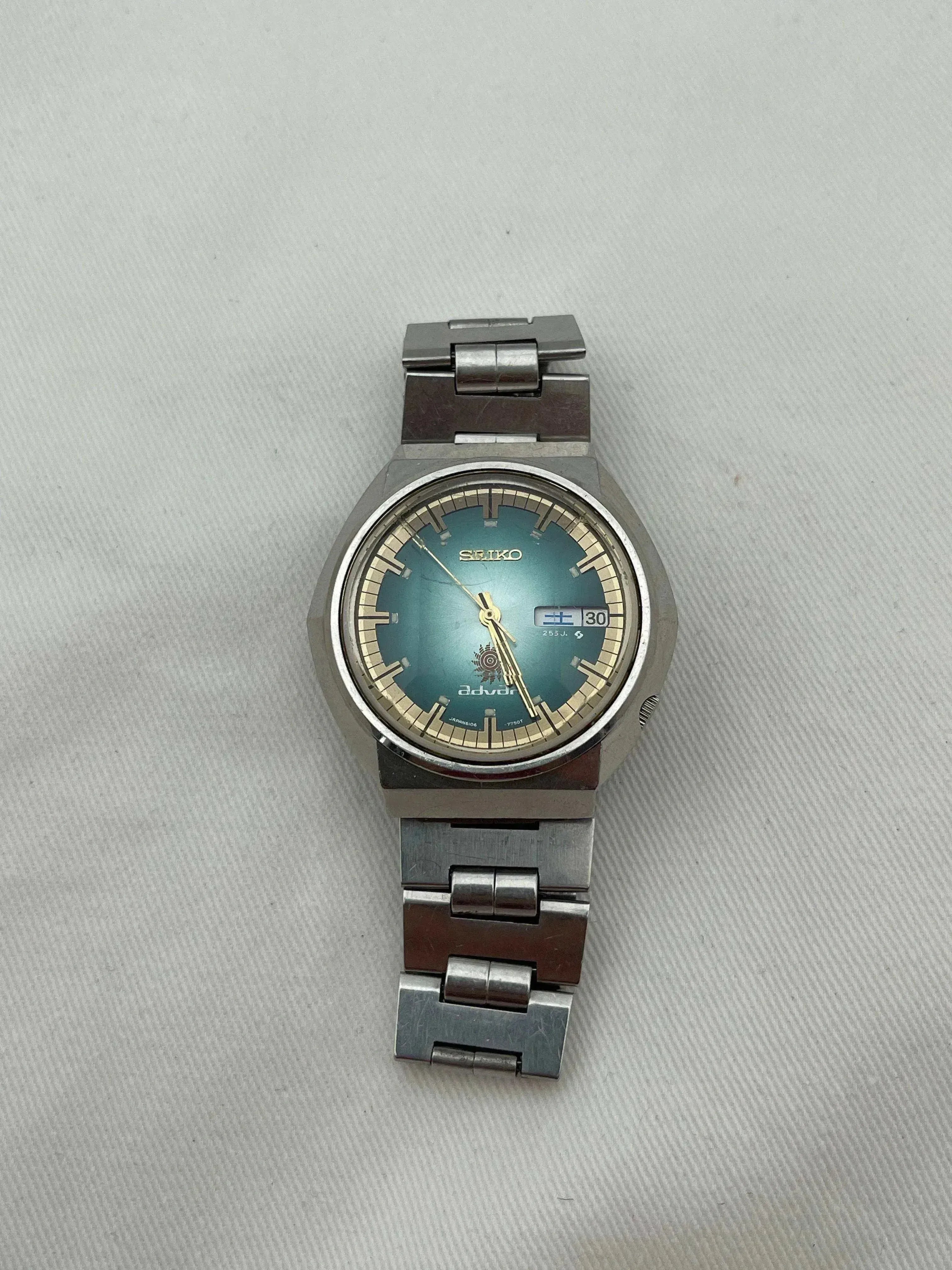 Seiko - Advan Green Dial Bracelet Acier - 1972 - Atelier Victor - Vintage  Shop