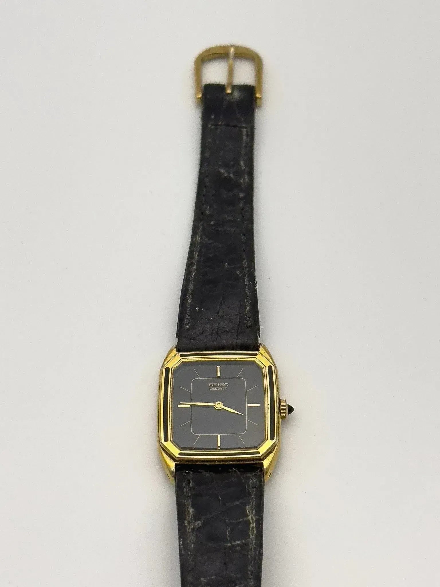 Seiko - Black Cabochon Lady - 1982 - Atelier Victor