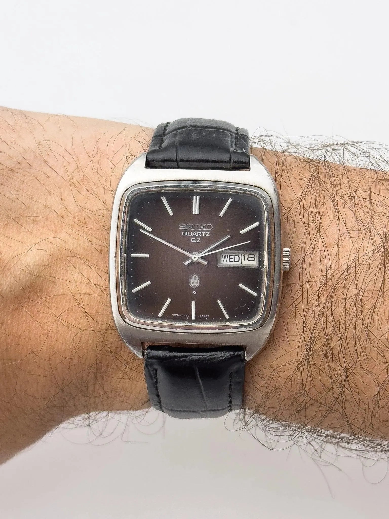 Seiko - Black Chocolat - 1974 - Atelier Victor - Vintage  Shop