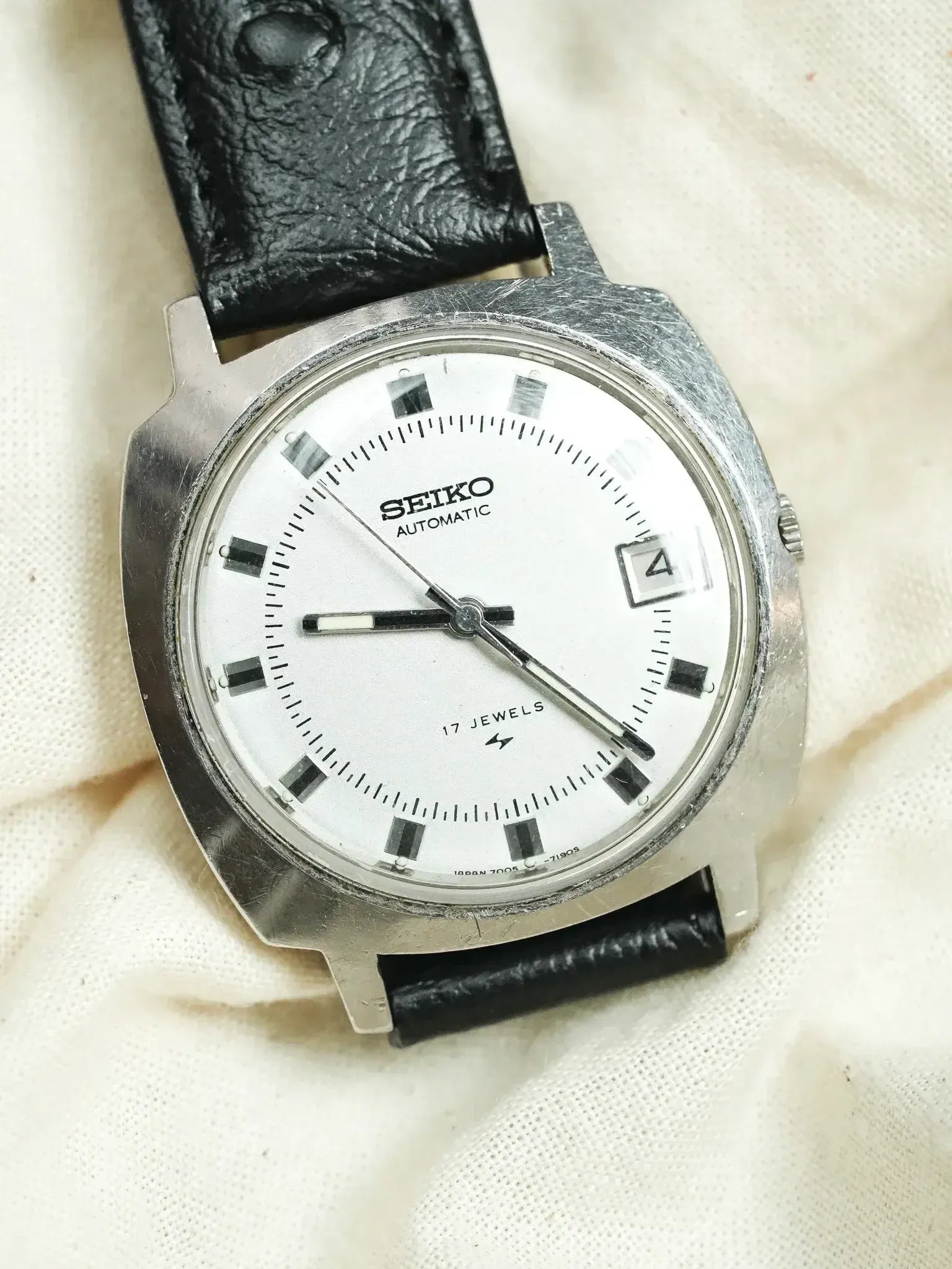 Seiko - Caja de TV Índice negro Fecha - 1975 