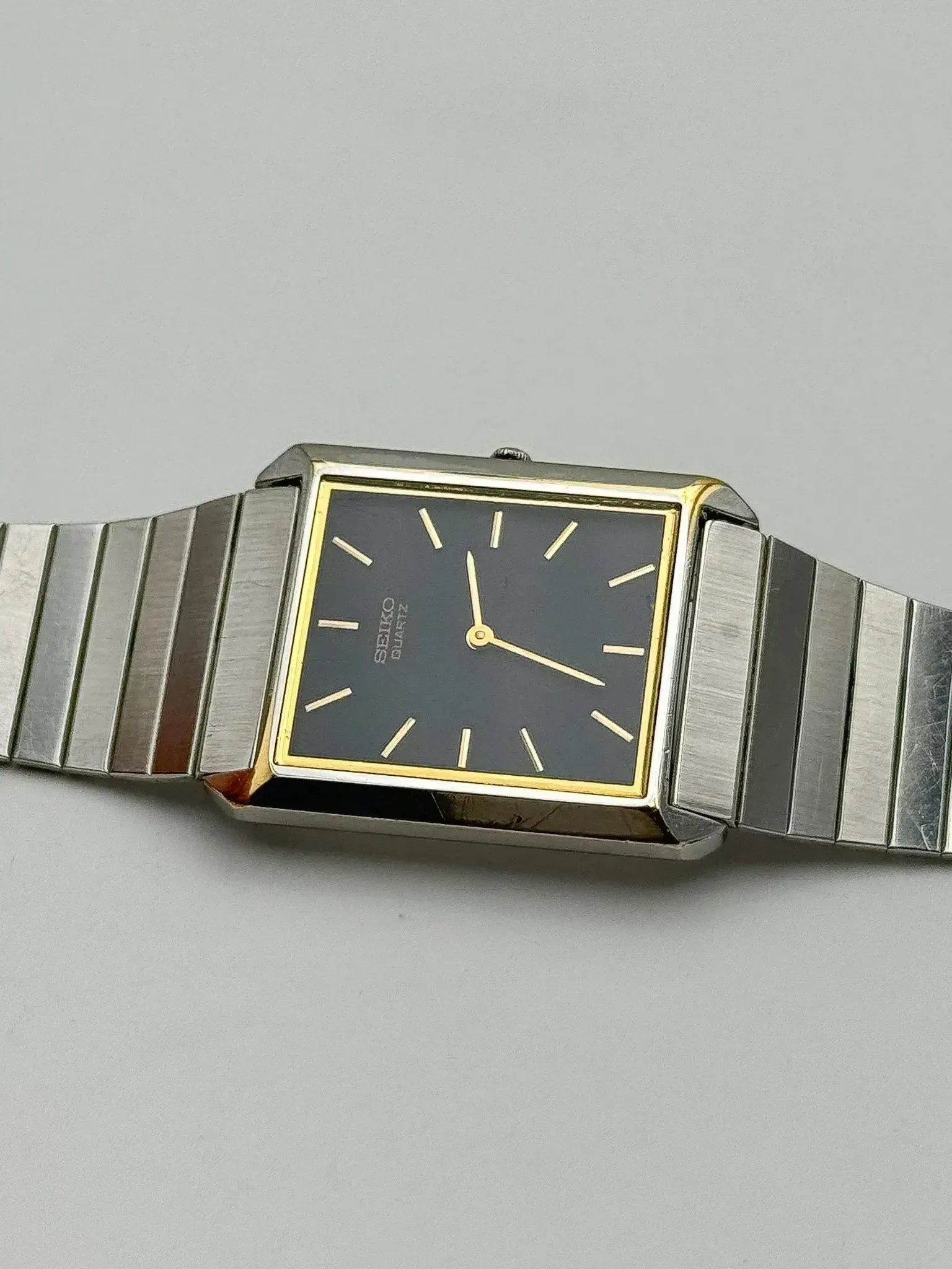 Seiko - Bracelet Acier Cadran noir - 1993 - Atelier Victor