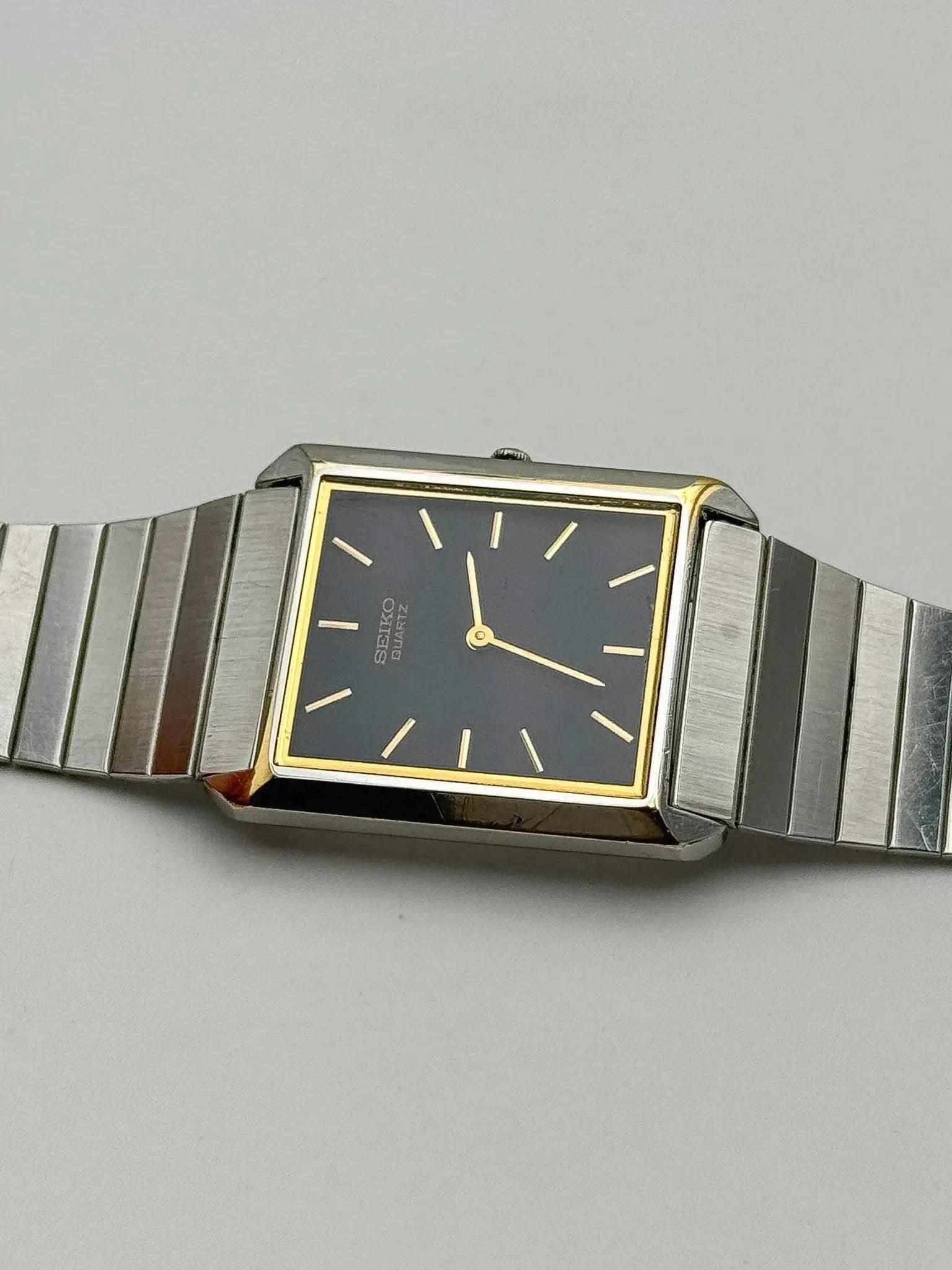 Seiko - Bracelet Acier Cadran noir - 1993 - Atelier Victor - Vintage  Shop