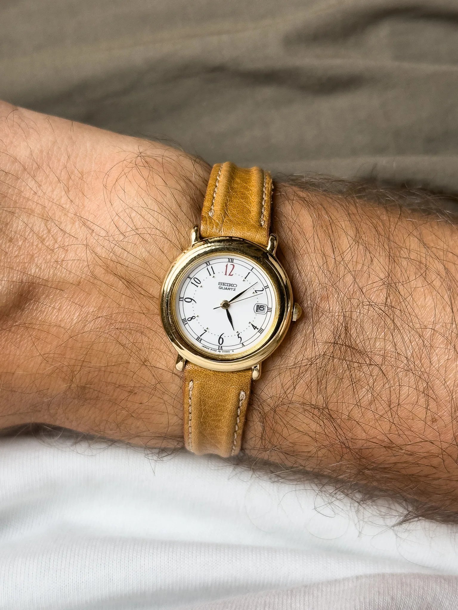 Seiko - Chiffres Arabes & Romain 12h rouge date - NOS - 1998 - Atelier Victor - Vintage  Shop