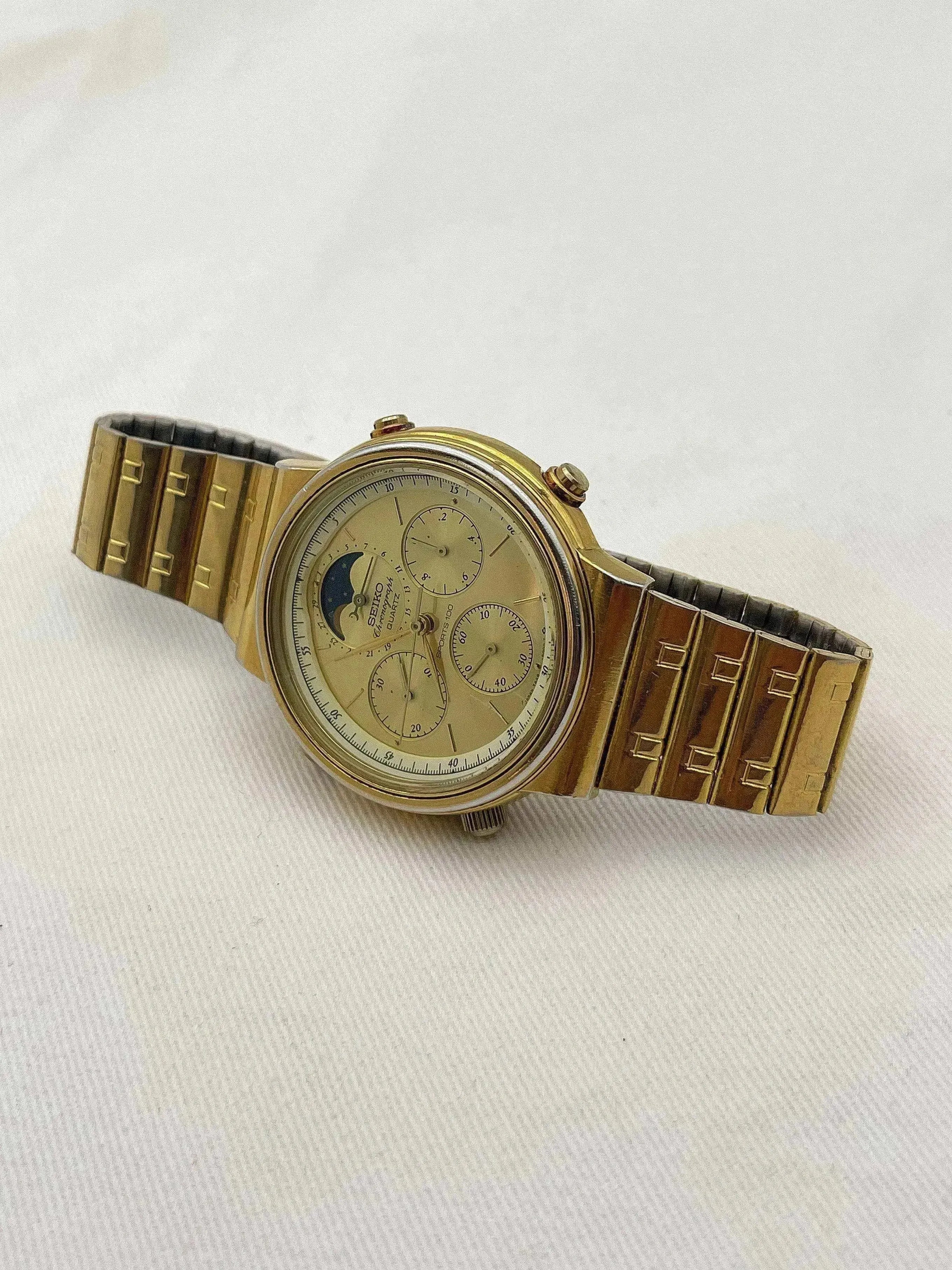 SEIKO - Chronograph Quartz Gold Dial - 1986 - Atelier Victor Paris - Vintage Watch Shop Dubai