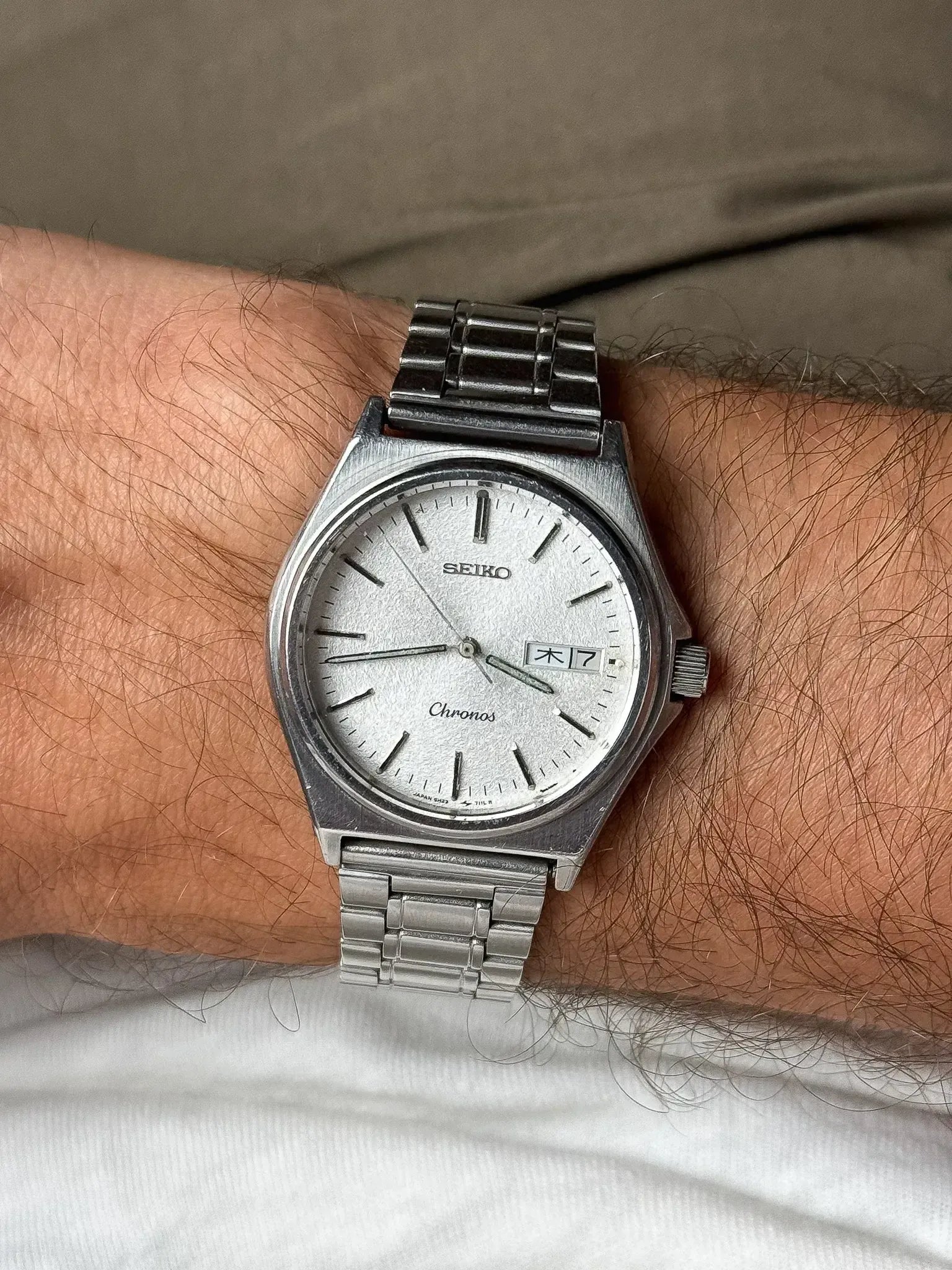 Seiko - Chronos Daydate Kanji Snow Dial Steel - 1988