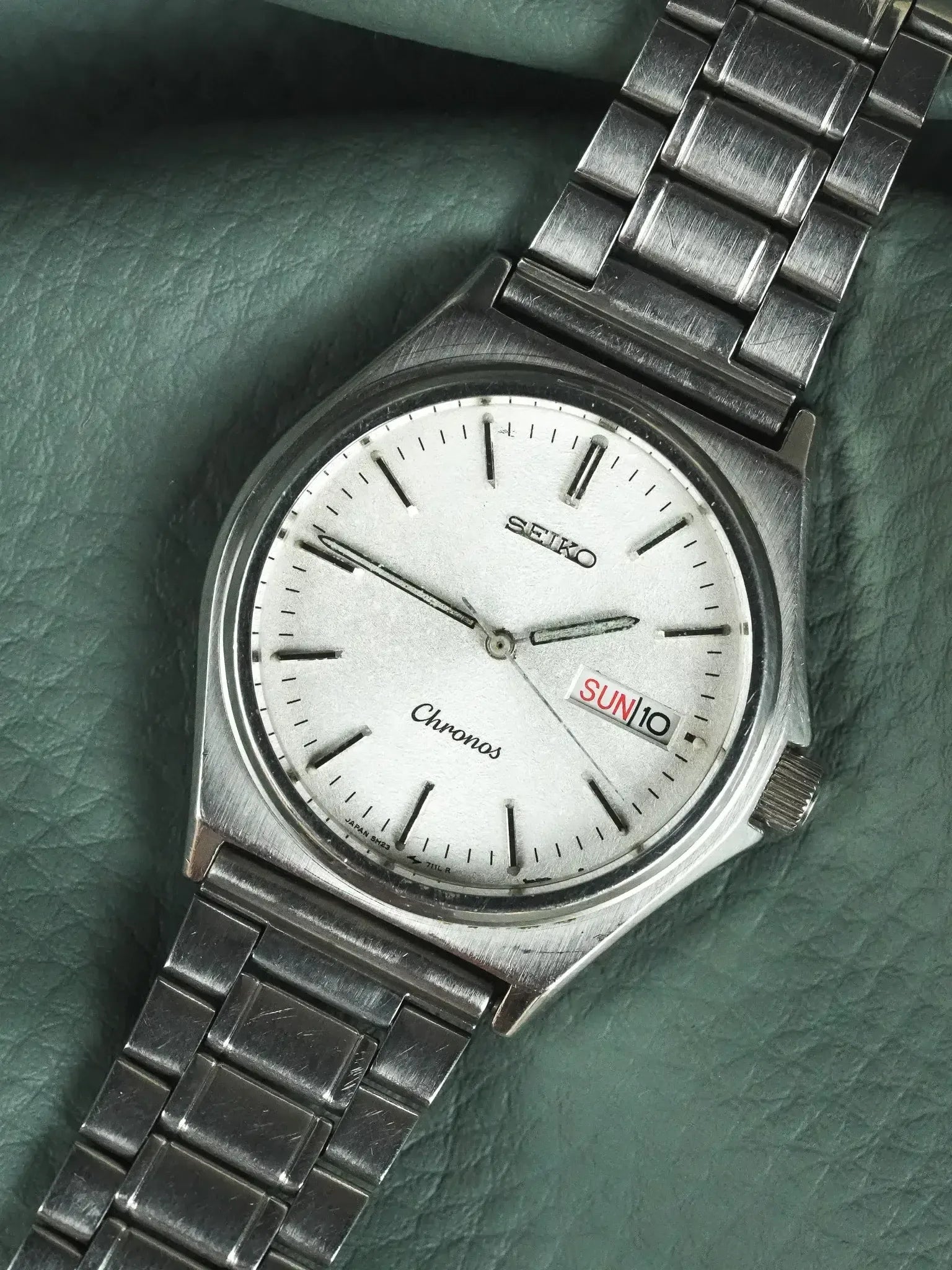 Seiko - Chronos Daydate Kanji Snow Dial Steel - 1988