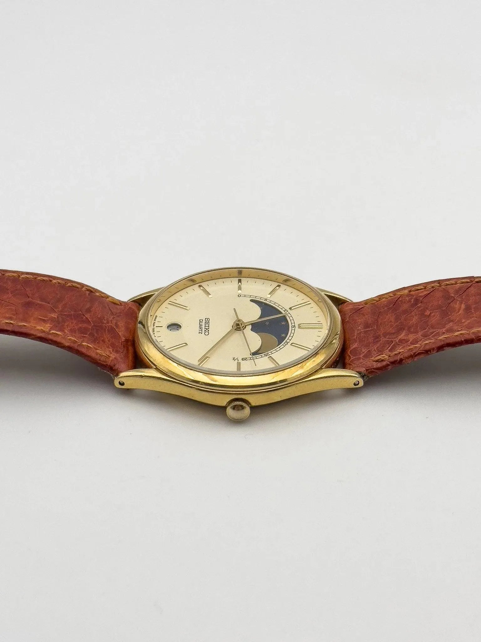 Seiko - Circle Gold Moonphase - 1986 - Atelier Victor Paris - Vintage Watch Shop Dubai