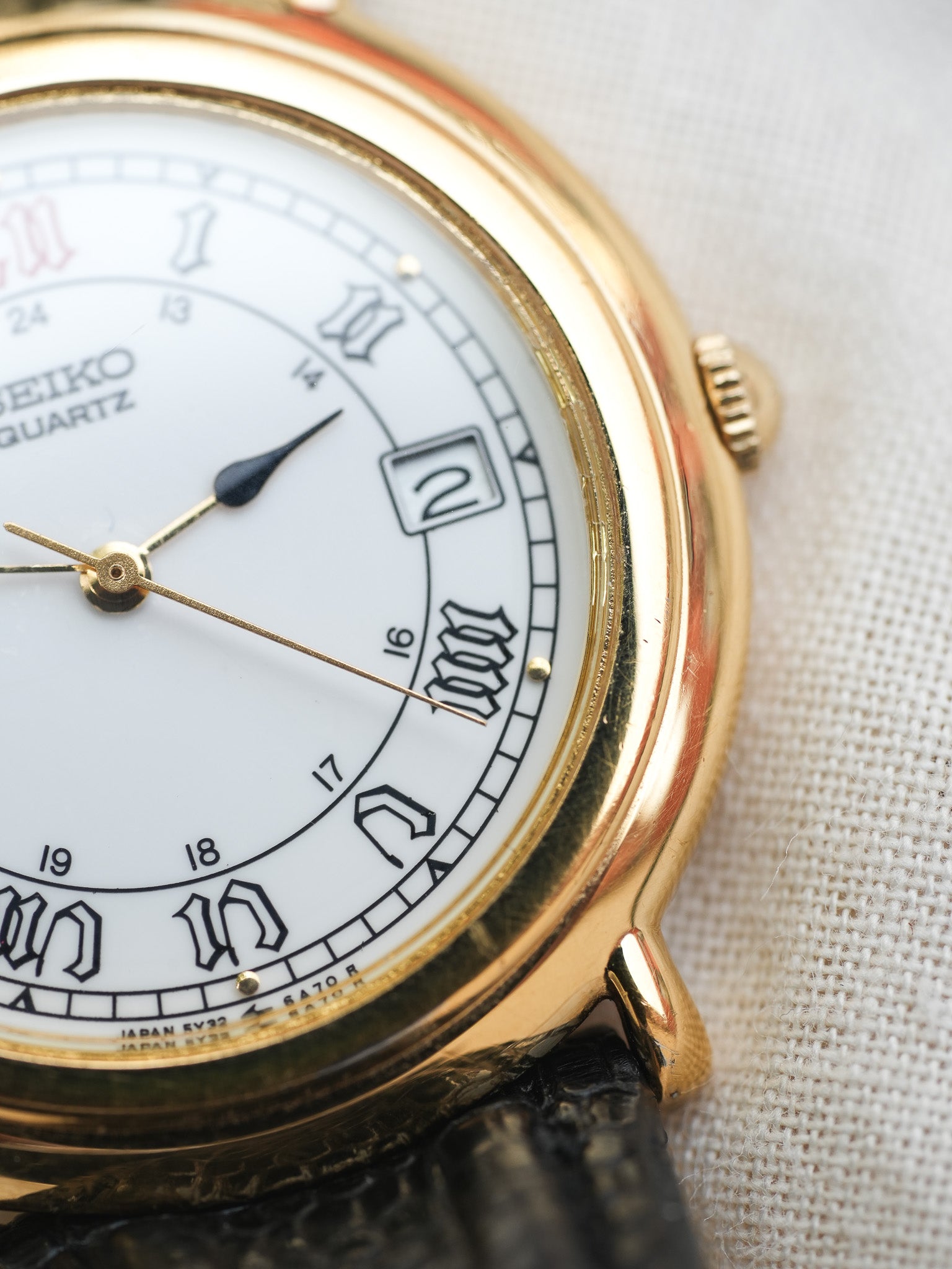 Seiko - Circle Or 12H rouge date - 1999 - Atelier Victor Paris - Vintage Watch Shop Dubai